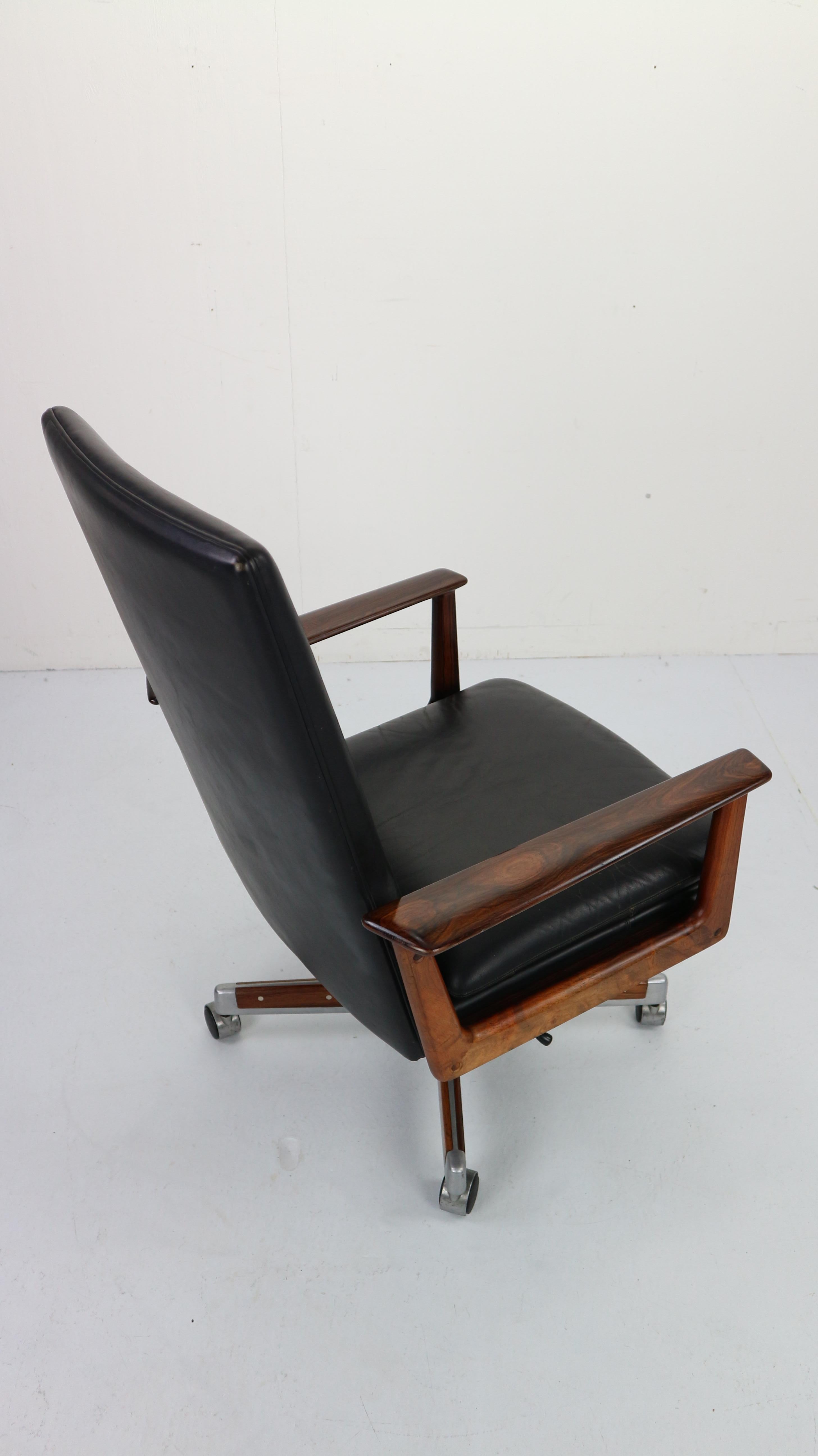 Mid-Century Modern Rosewood& Leather Executive Office Chair by Arne Vodder for Sibast, 1960 Denmark