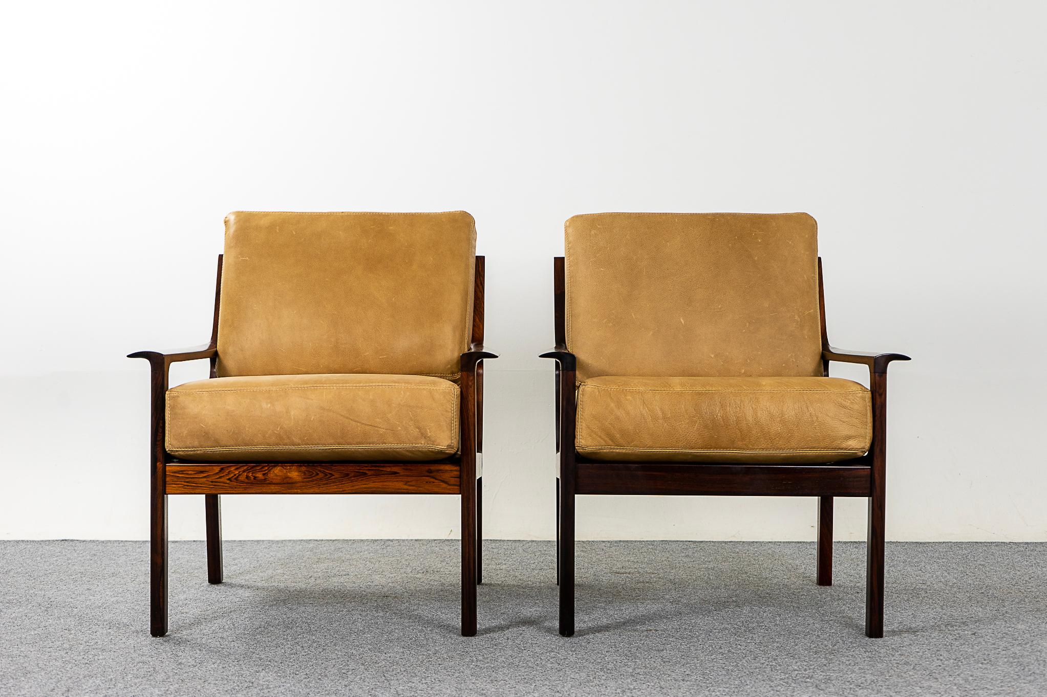 Scandinavian Modern Rosewood & Leather Norwegian Lounge Chairs by Frederik Kayser