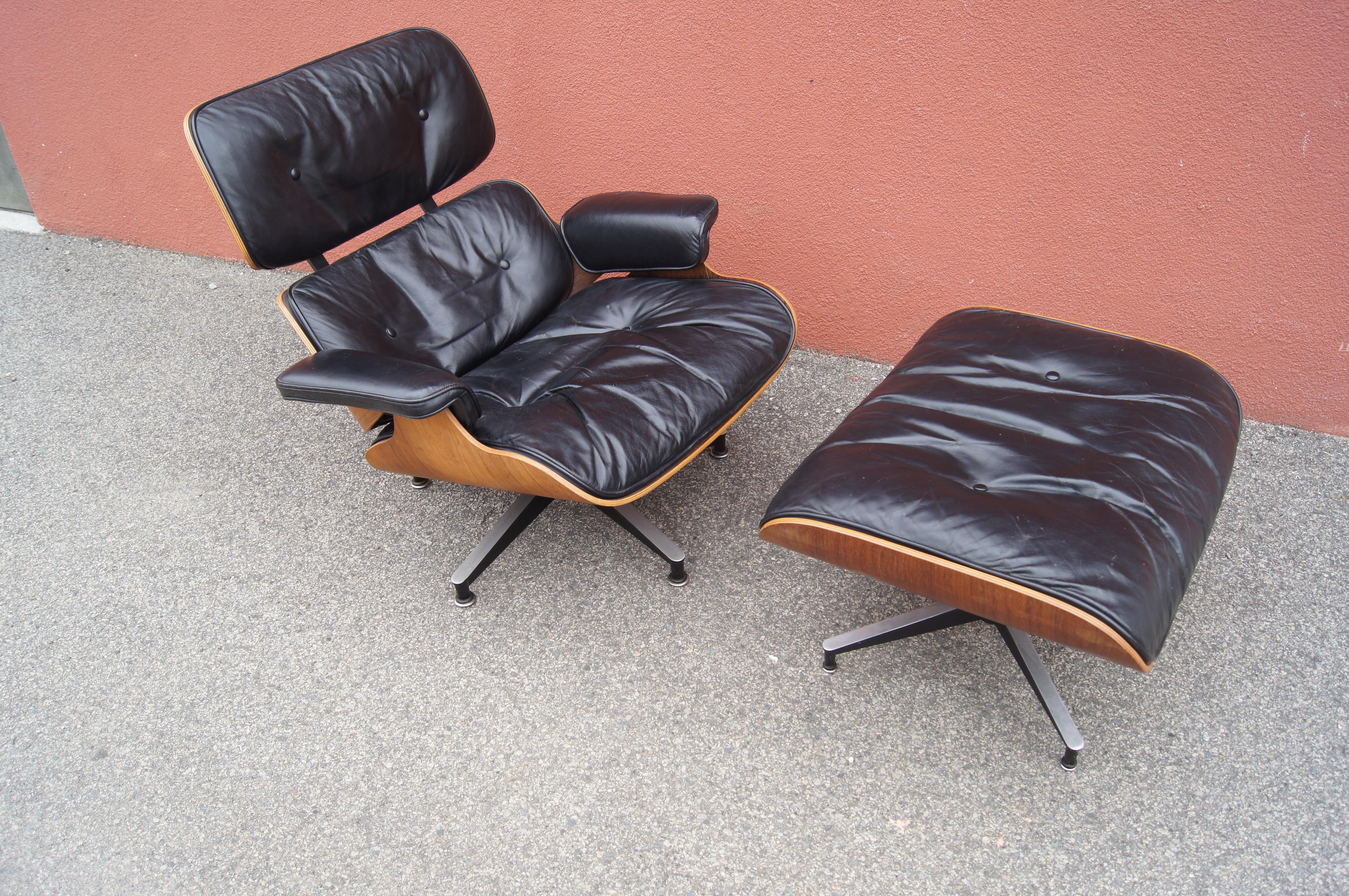 American Rosewood Lounge Chair and Ottoman by Charles and Ray Eames for Herman Miller