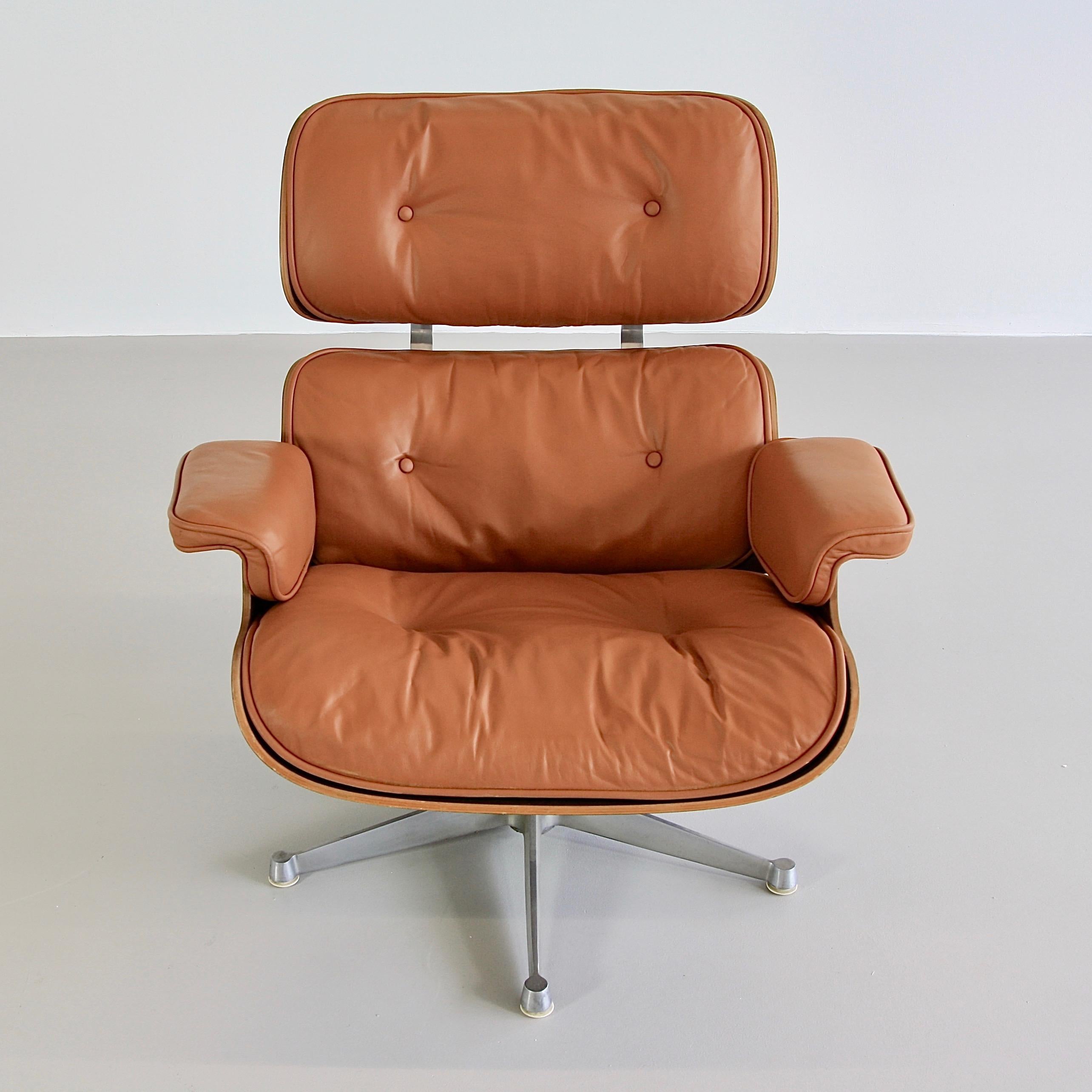 Mid-20th Century Rosewood Lounge Chair by Ray & Charles Eames, 1960s