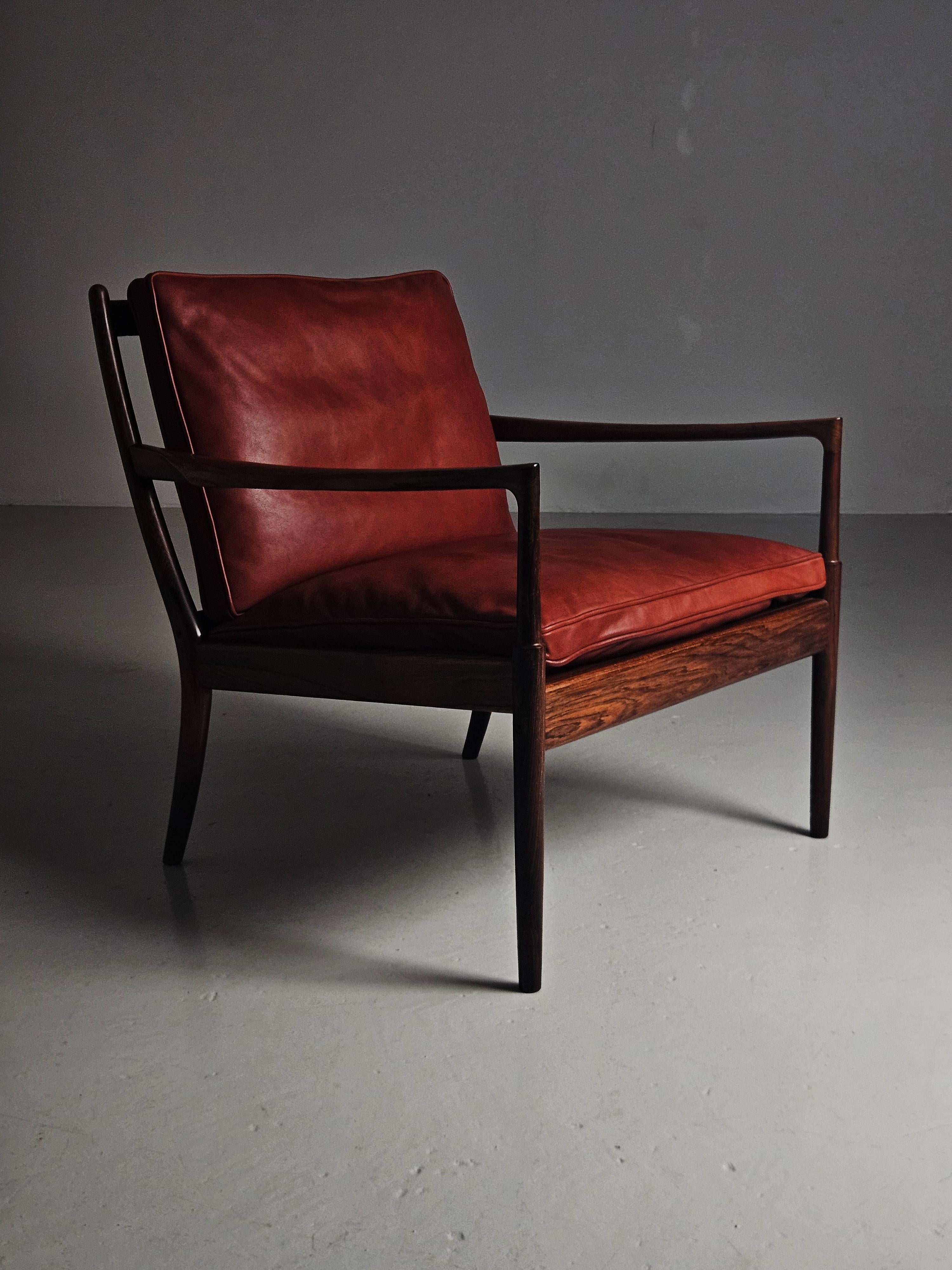 Swedish Rosewood lounge chair 'Samsö' by Ib Kofod-Larsen, OPE Möbler, Sweden, 1950s For Sale