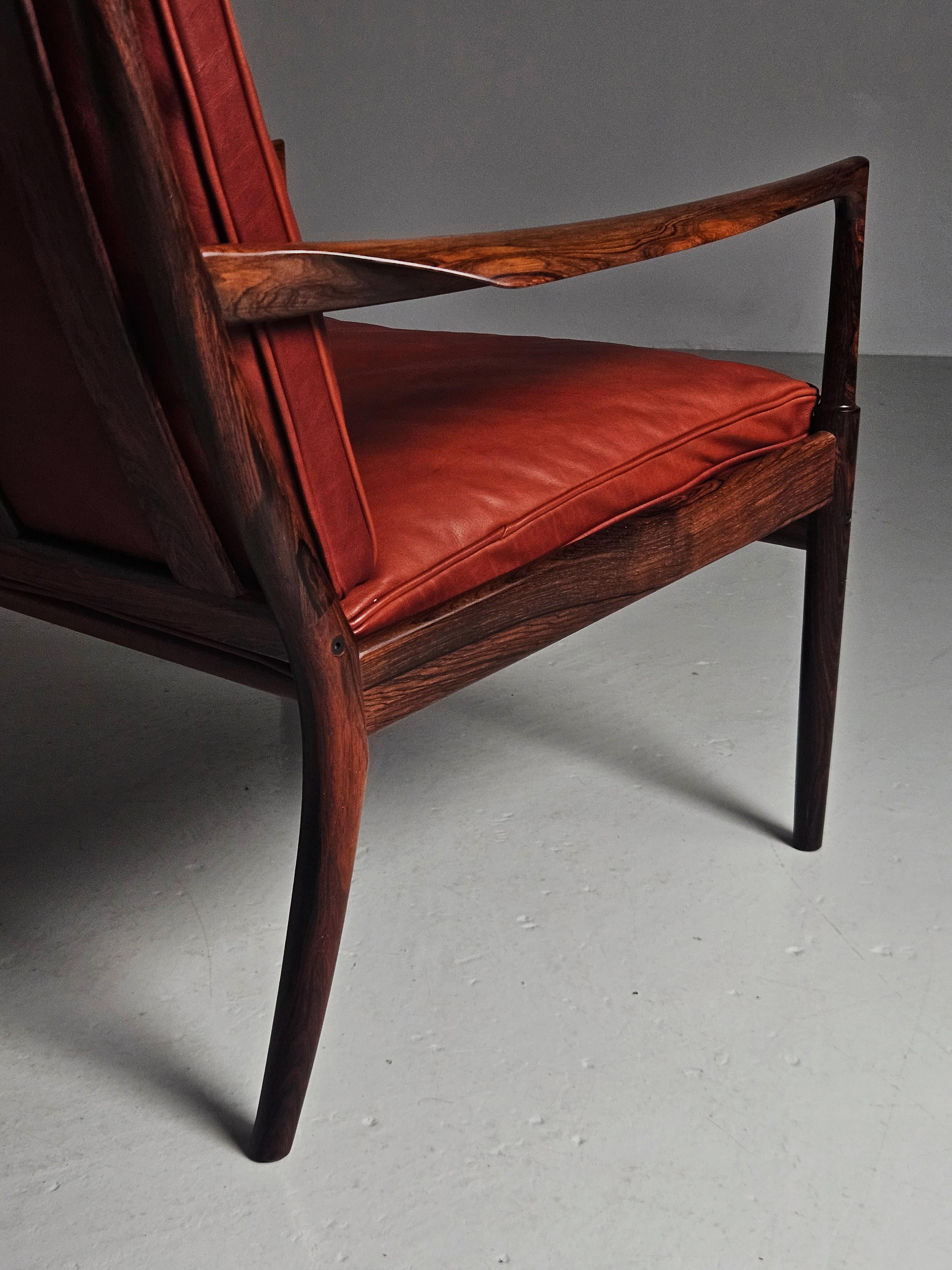 Rosewood lounge chair 'Samsö' by Ib Kofod-Larsen, OPE Möbler, Sweden, 1950s For Sale 1