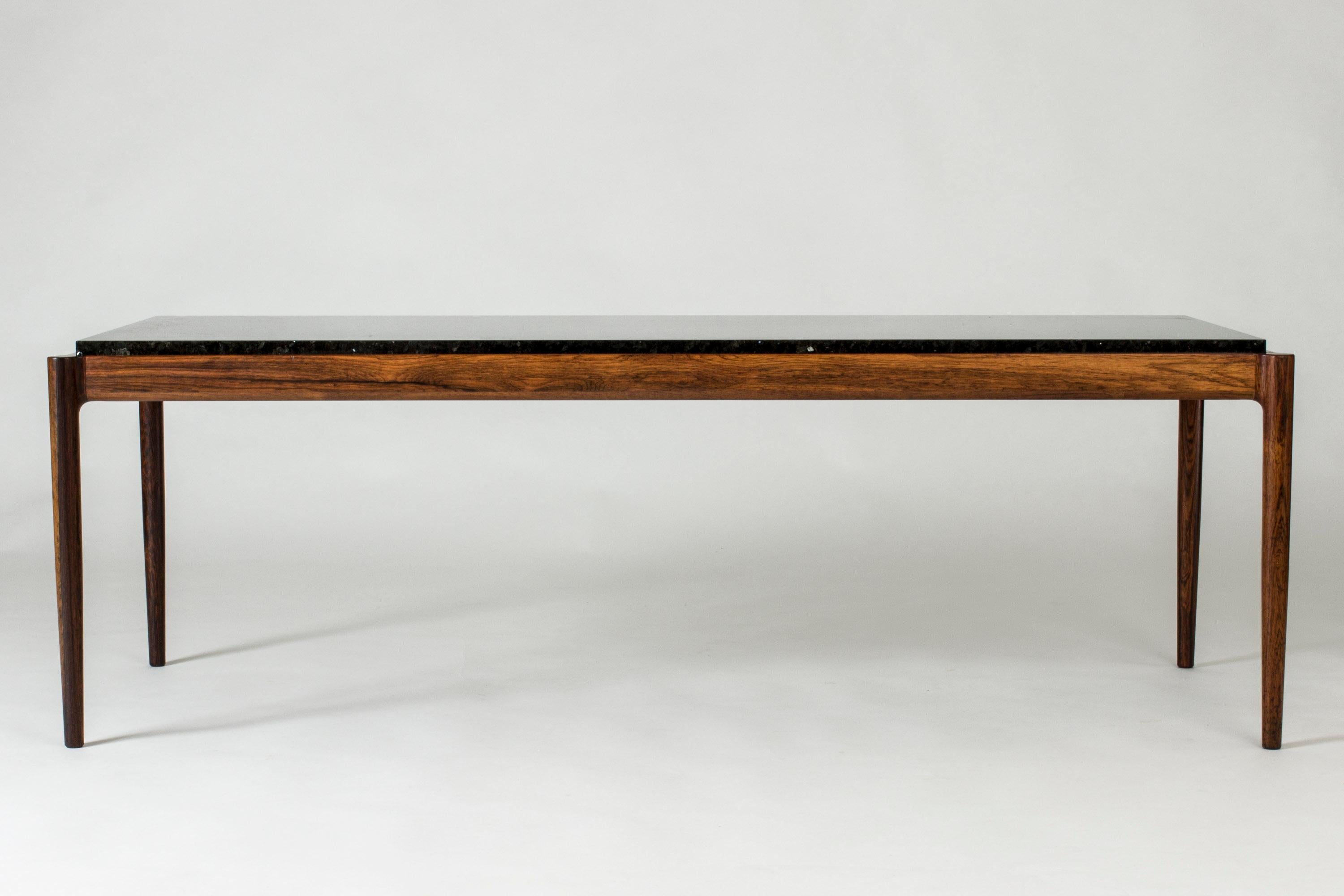 Rosewood & Marble Coffee Table by Ib Kofod-Larson for Seffle Möller, Sweden In Good Condition For Sale In Stockholm, SE