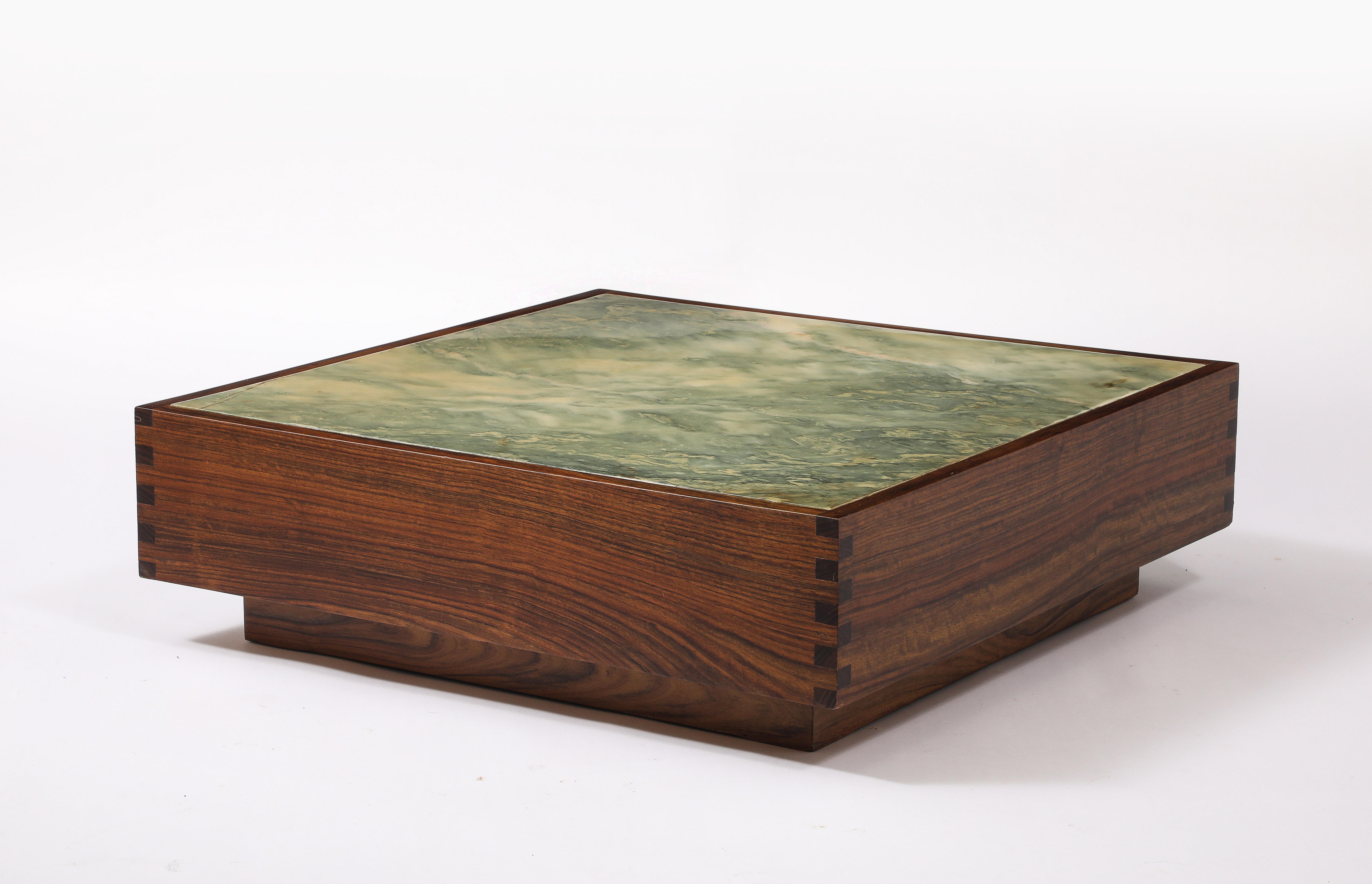 Table basse en palissandre et marbre, France, années 1950 en vente 1