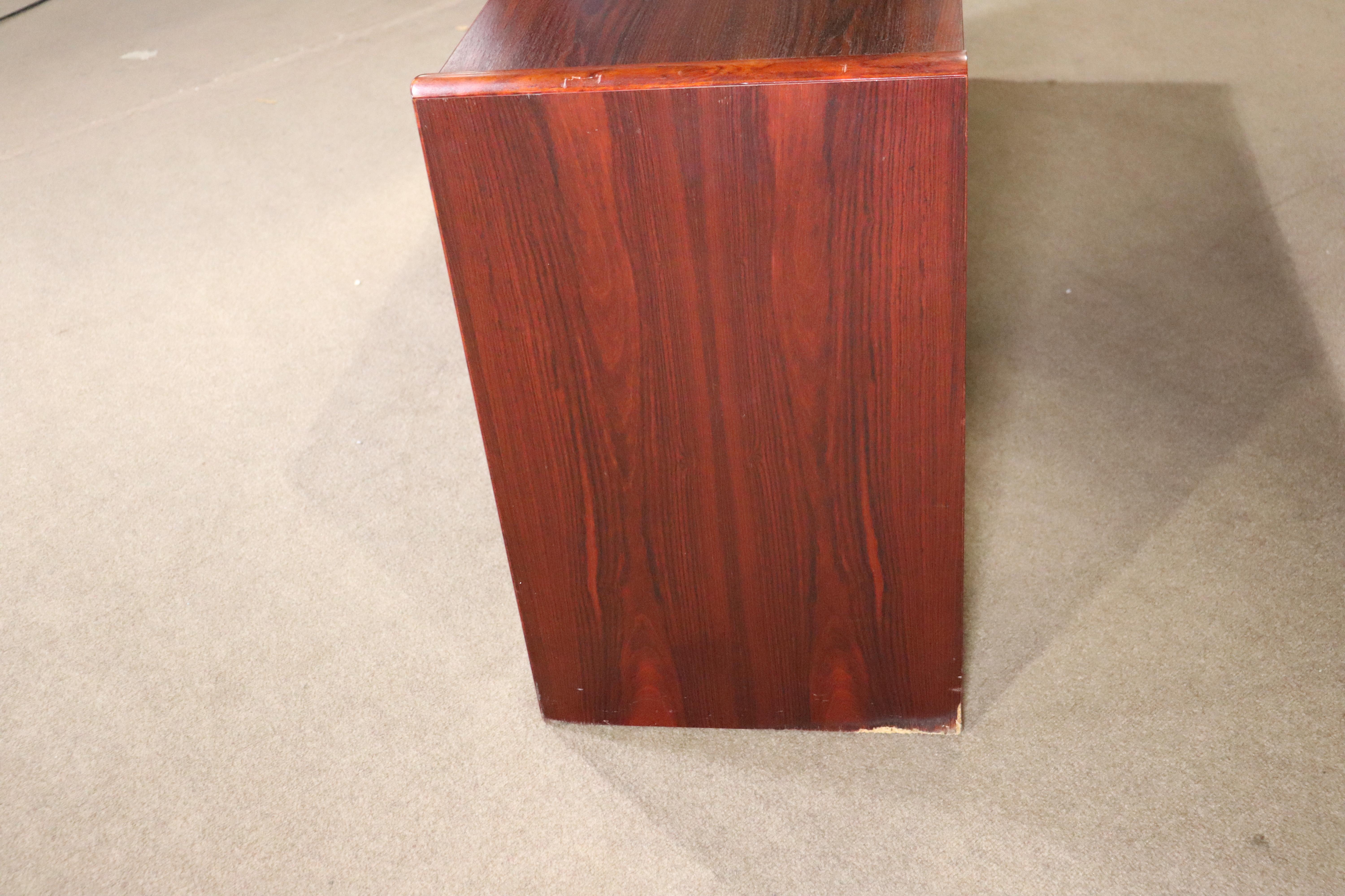 Rosewood Mid-Century Cabinet For Sale 3