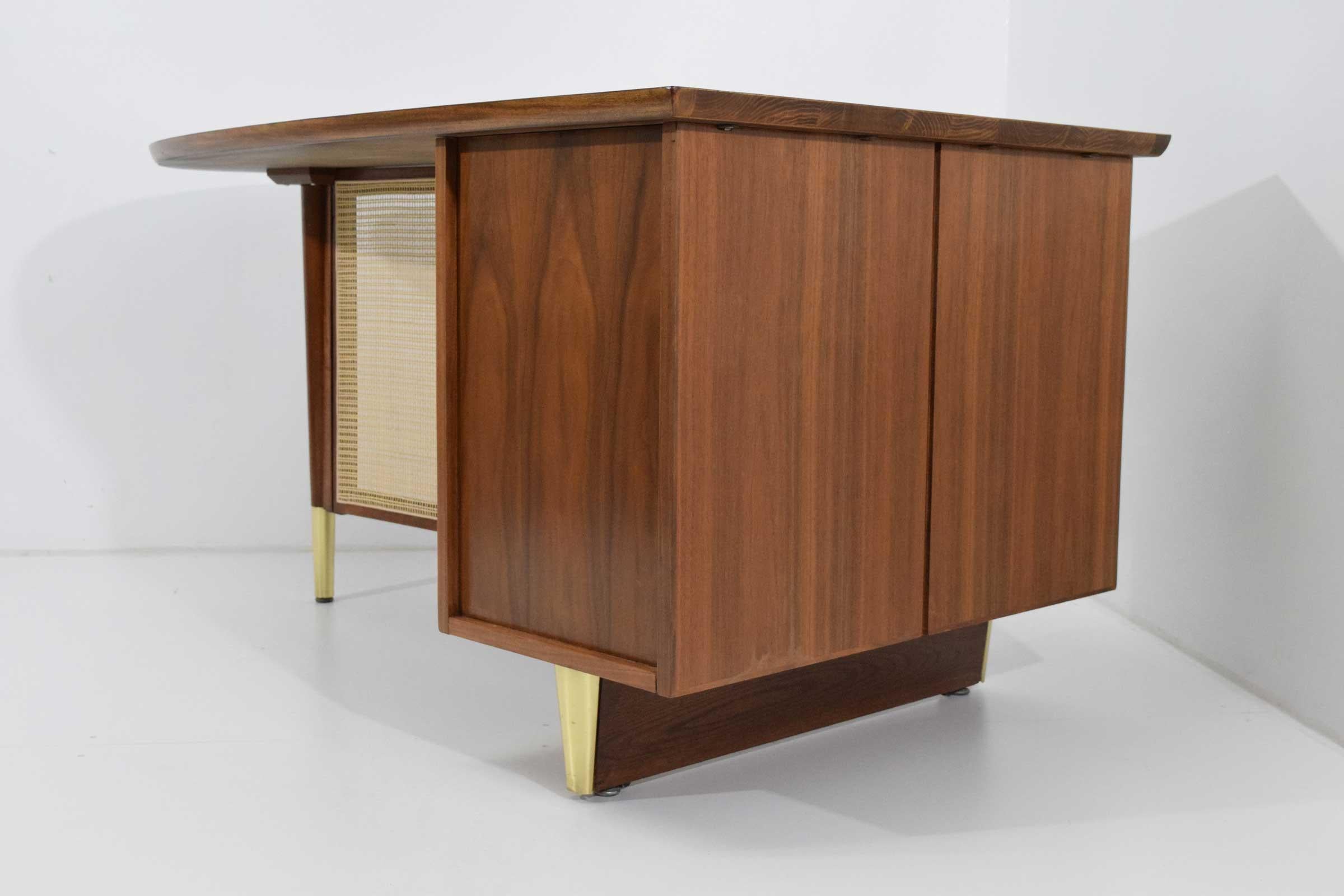 Rosewood Midcentury Desk by Miller Desk & Safe Company, 1930s In Excellent Condition In Dallas, TX