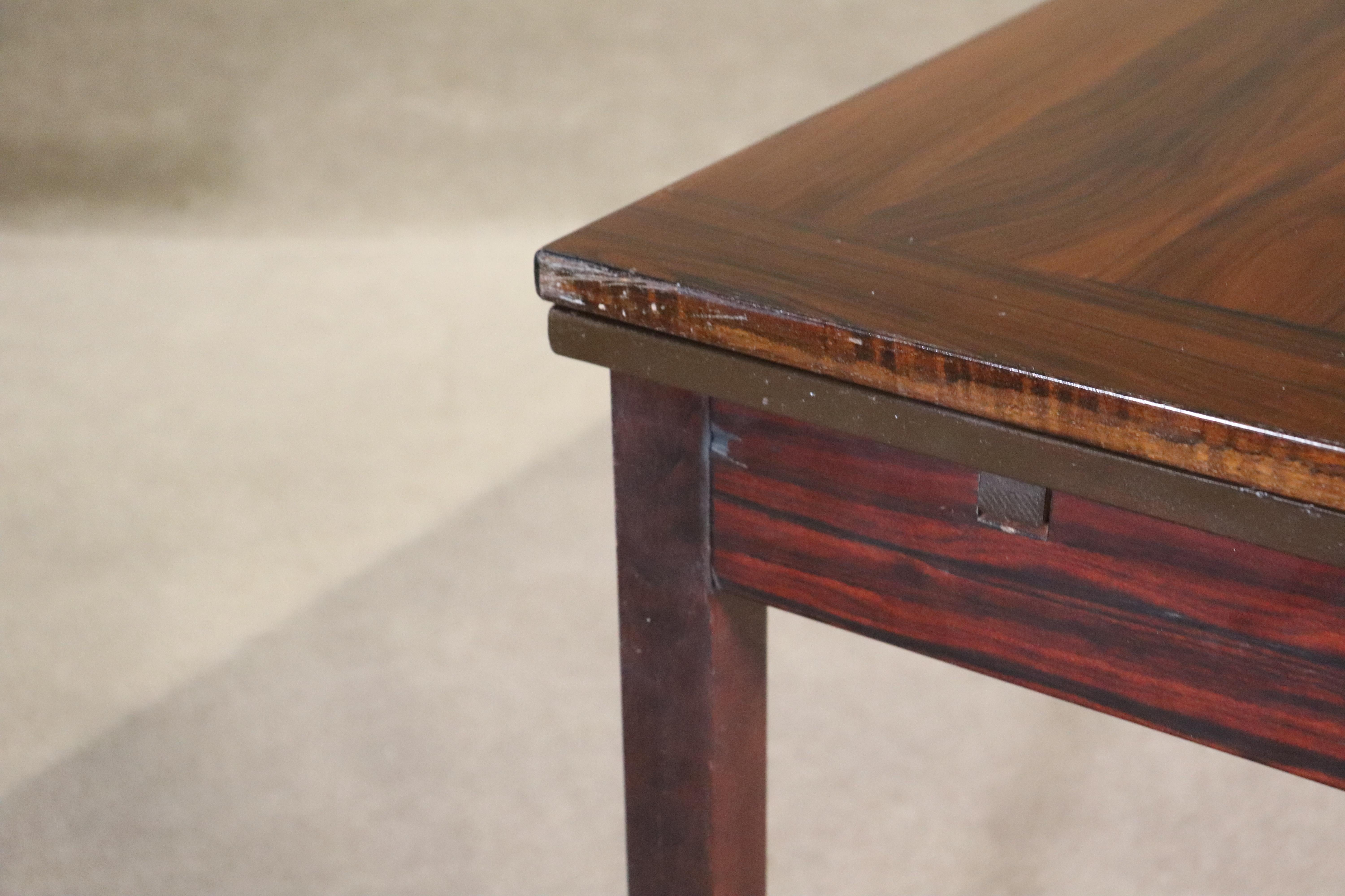 Mesa de comedor extensible de palisandro de mediados de siglo en venta 7