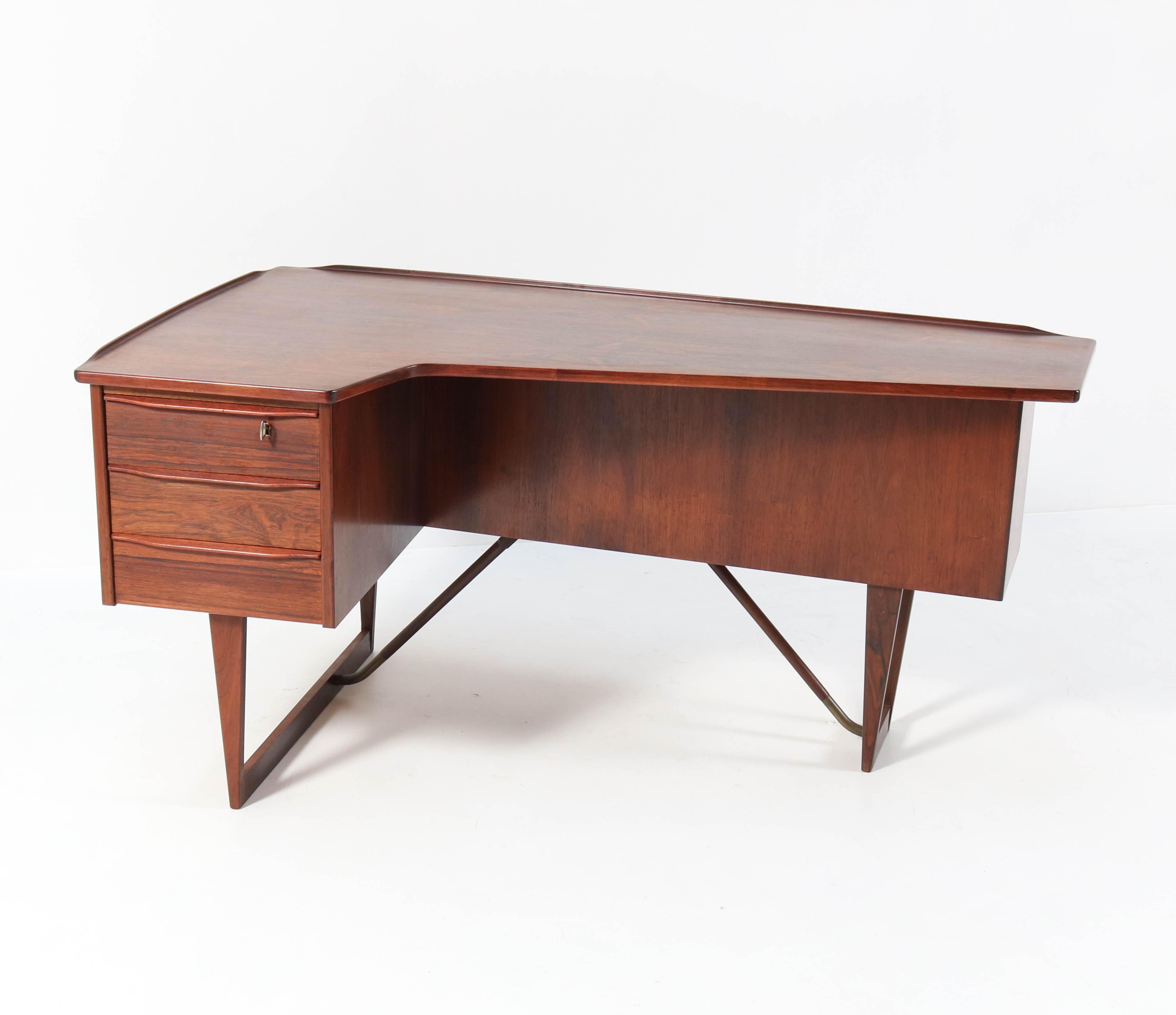 Danish Rosewood Mid-Century Modern Boomerang Desk by Peter Løvig Nielsen Denmark, 1956