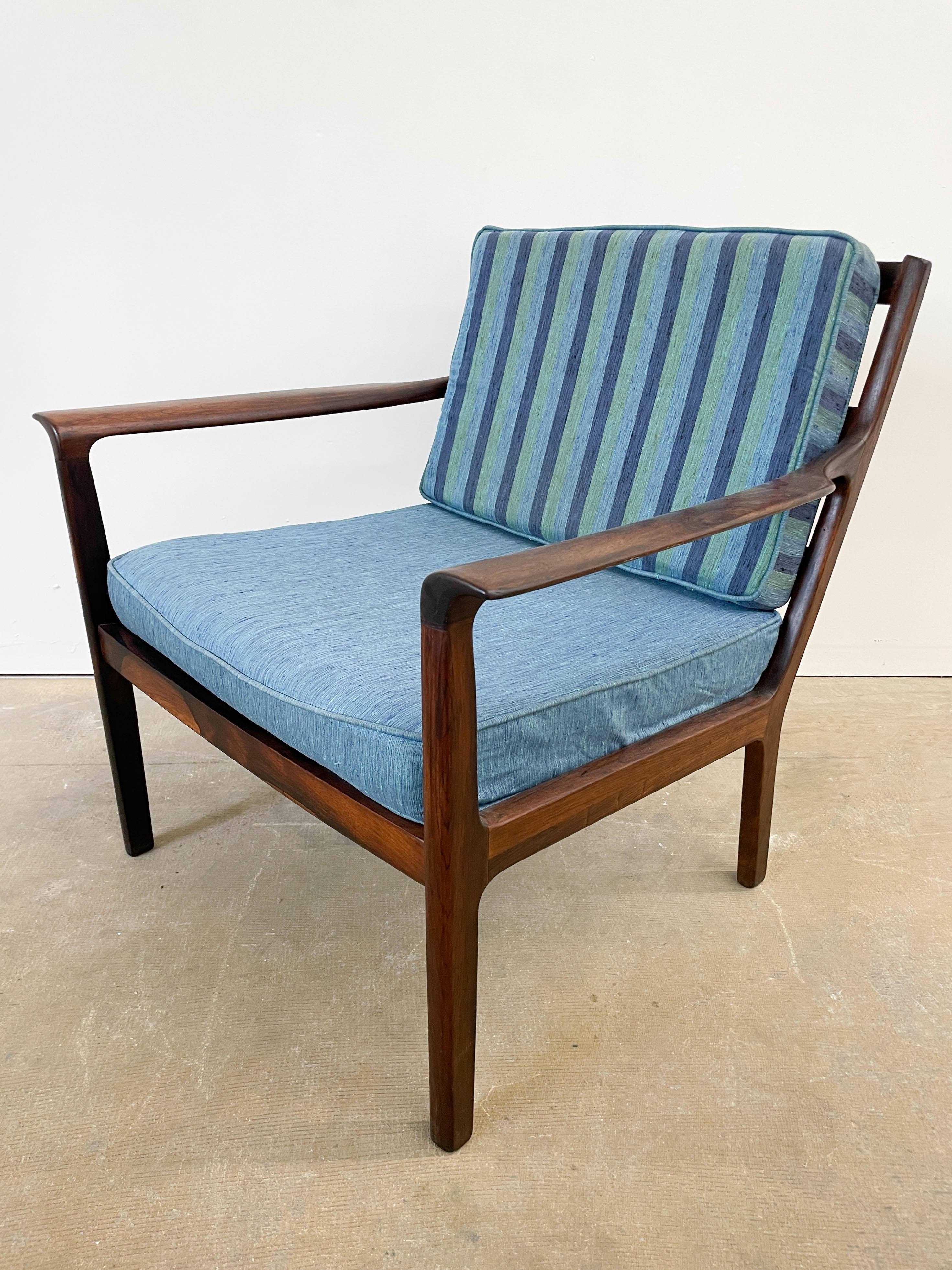 Rosewood Mid-Century Modern Lounge Chair For Sale 7