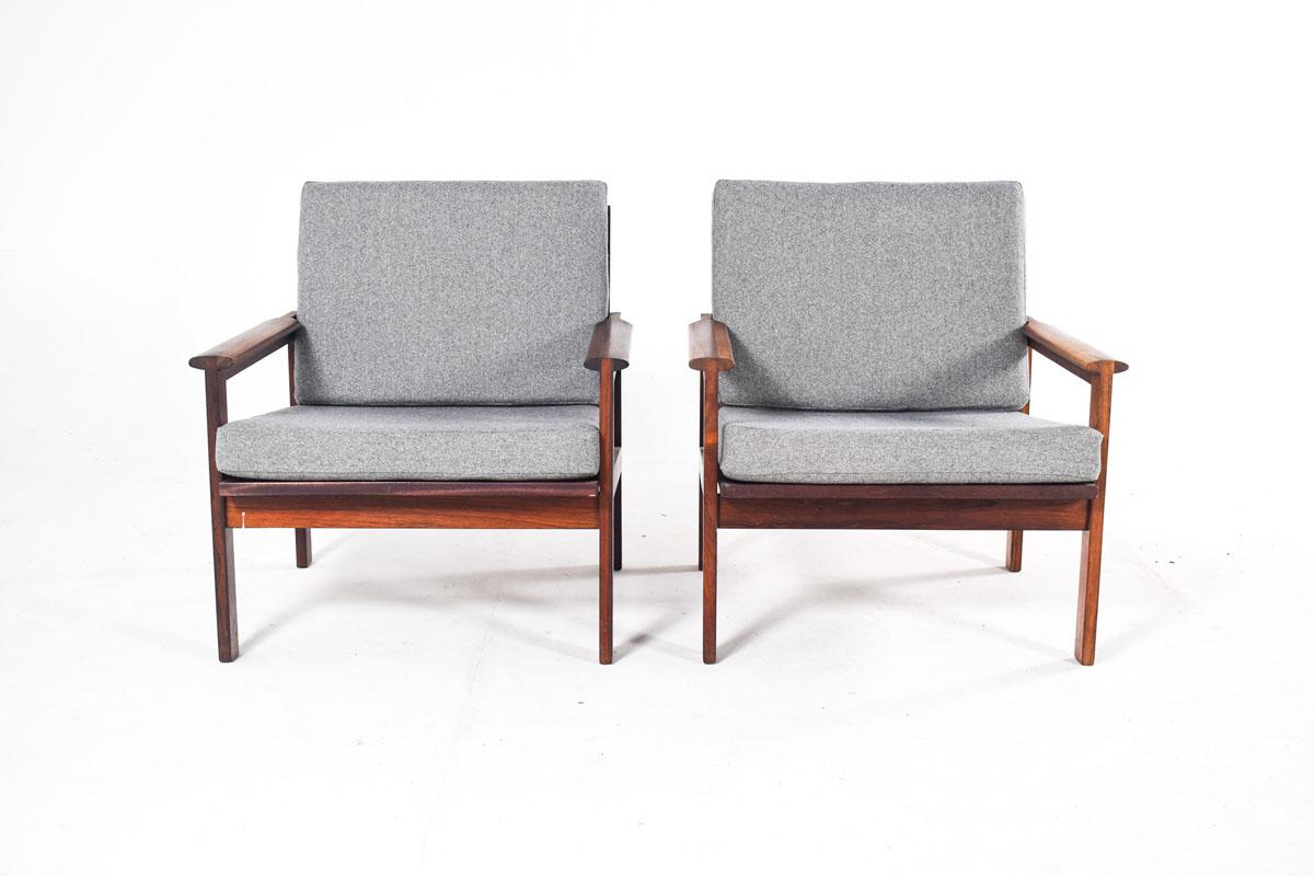 Mid-Century Modern Rosewood Midcentury Armchairs, Model Capella, Designed by Illum Wikkelso