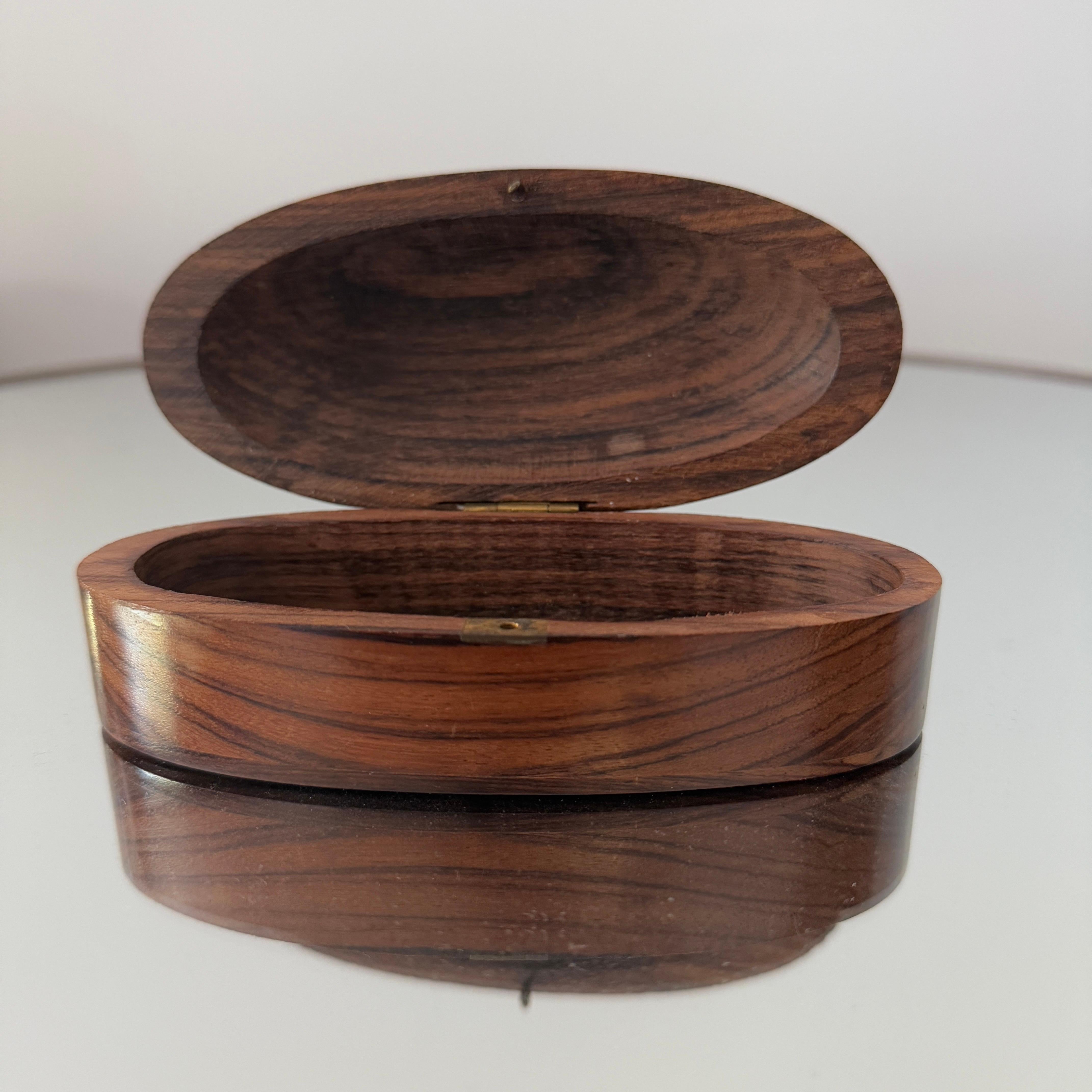 Late 20th Century Rosewood Minimalist Trinket Box For Sale