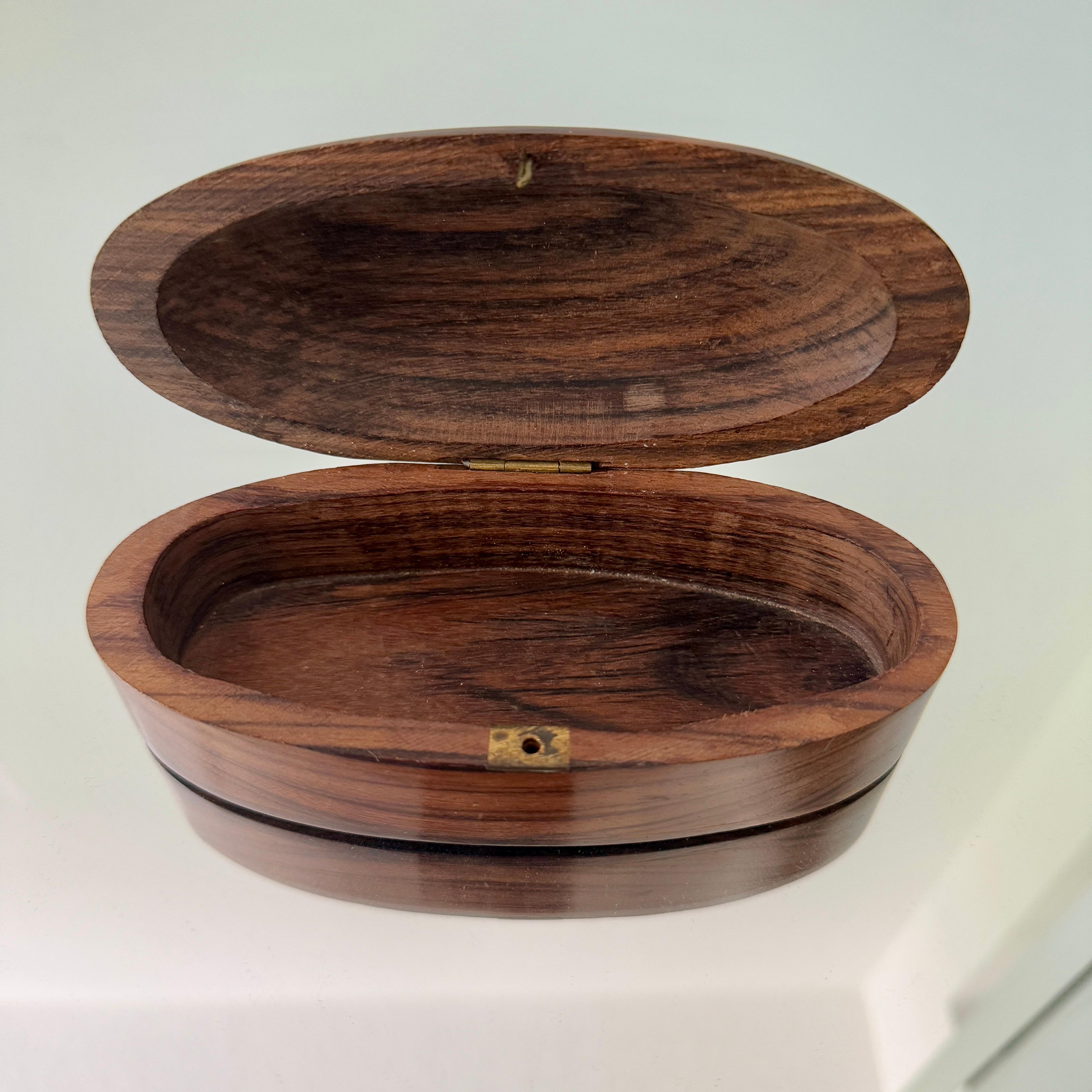 Rosewood Minimalist Trinket Box For Sale 1
