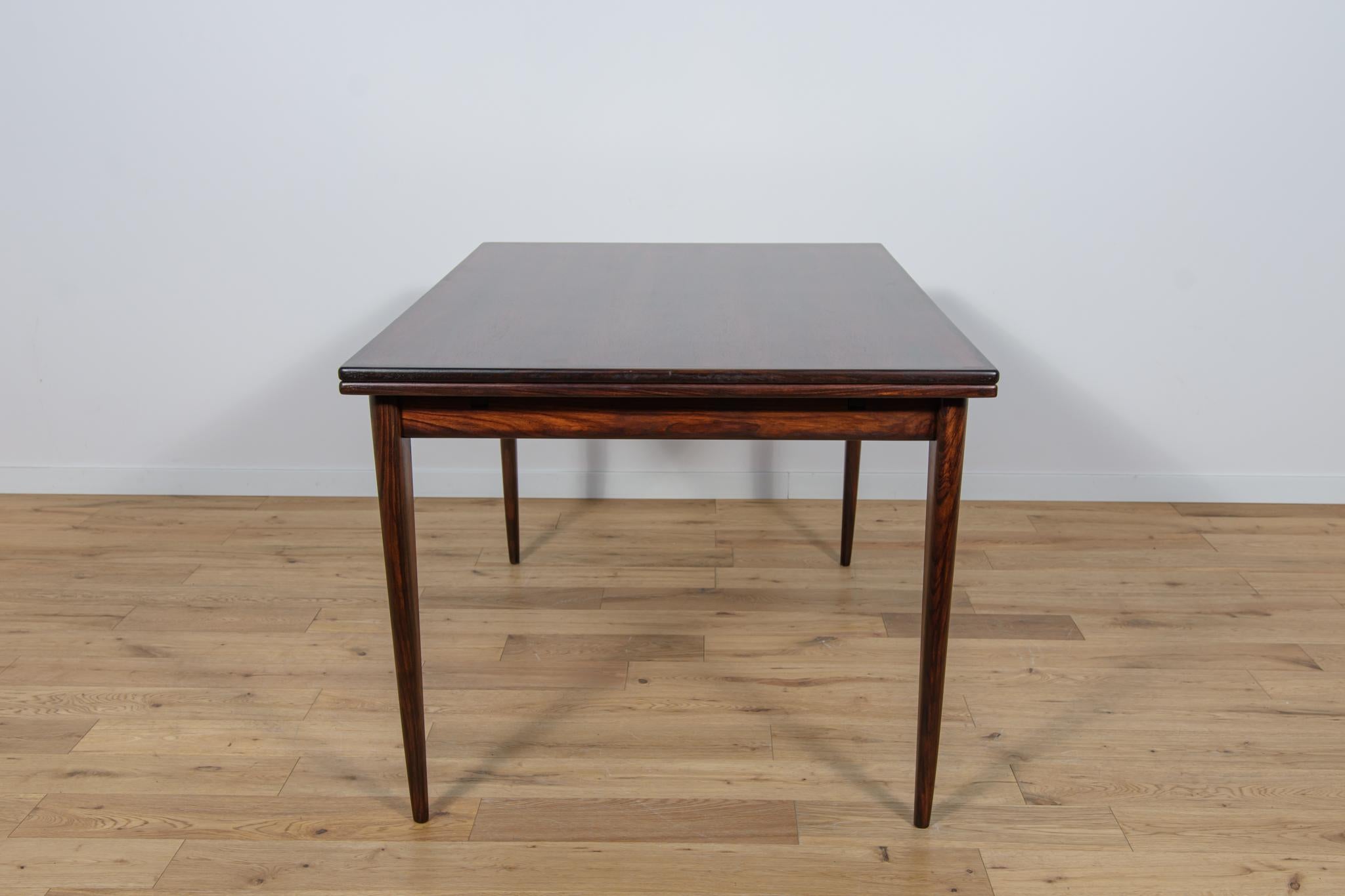 Rosewood Model 254 Dining Table by Niels Otto Møller for J.L. Møllers, 1960s In Excellent Condition For Sale In GNIEZNO, 30