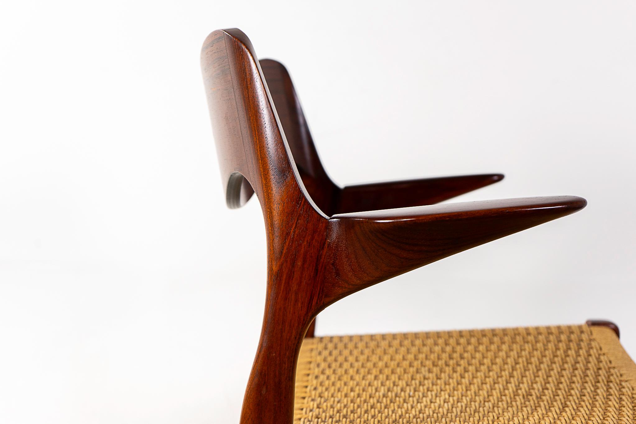Sessel aus Palisanderholz, Modell 55, von Niels Otto Moller (Papierkordel) im Angebot