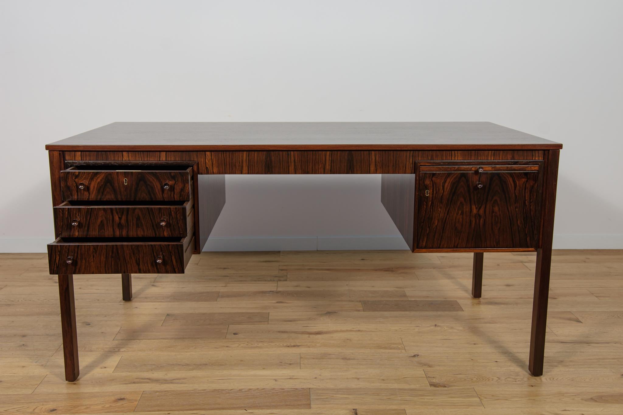 Rosewood Model Exklusiv Desk by Erik Wortz for Ikea, Sweden, 1960s 4