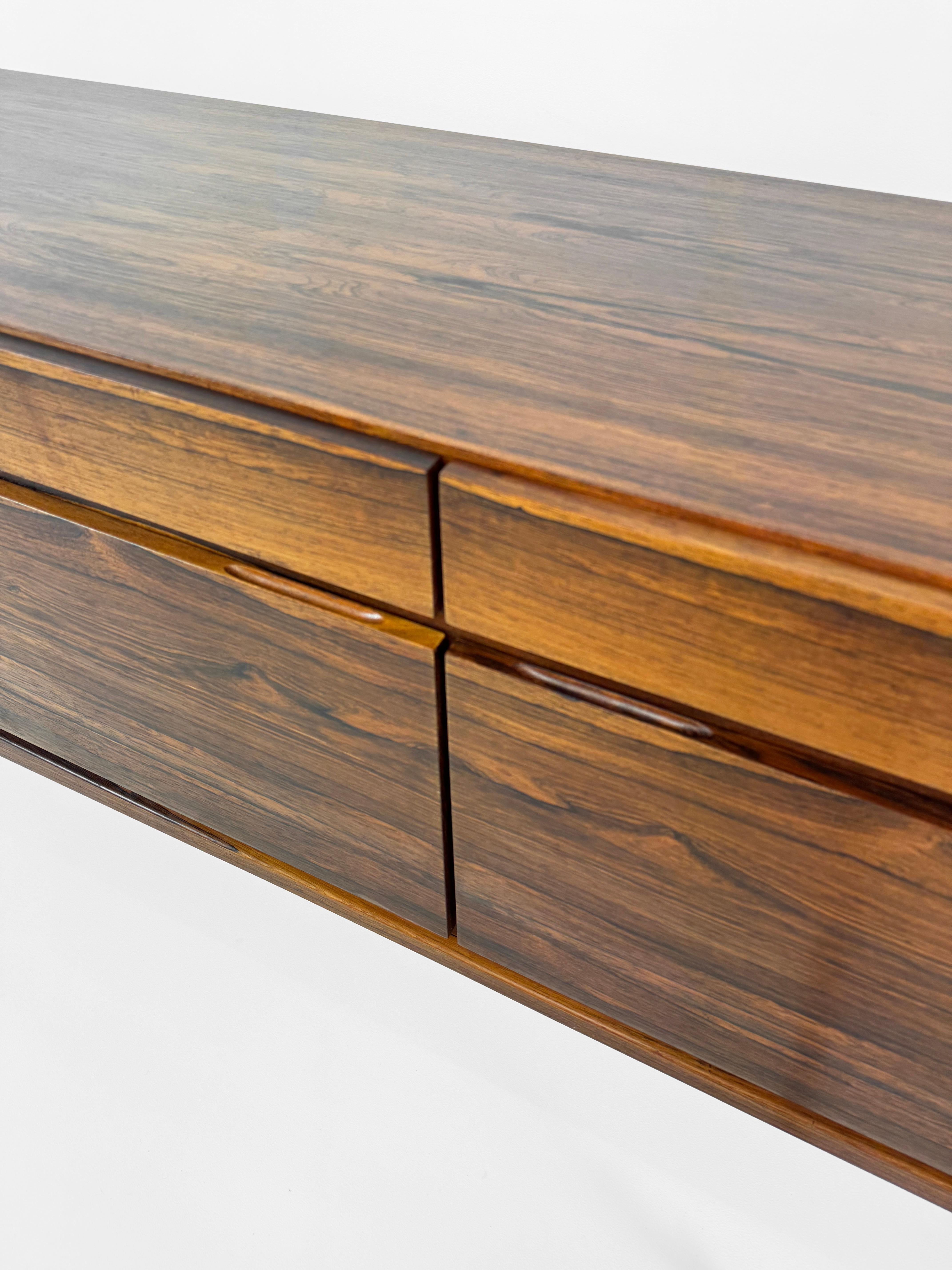 Buffet modèle FA66 d'Ib Kofod Larsen pour Faarup Mobelfabrik, années 1960 en vente 7