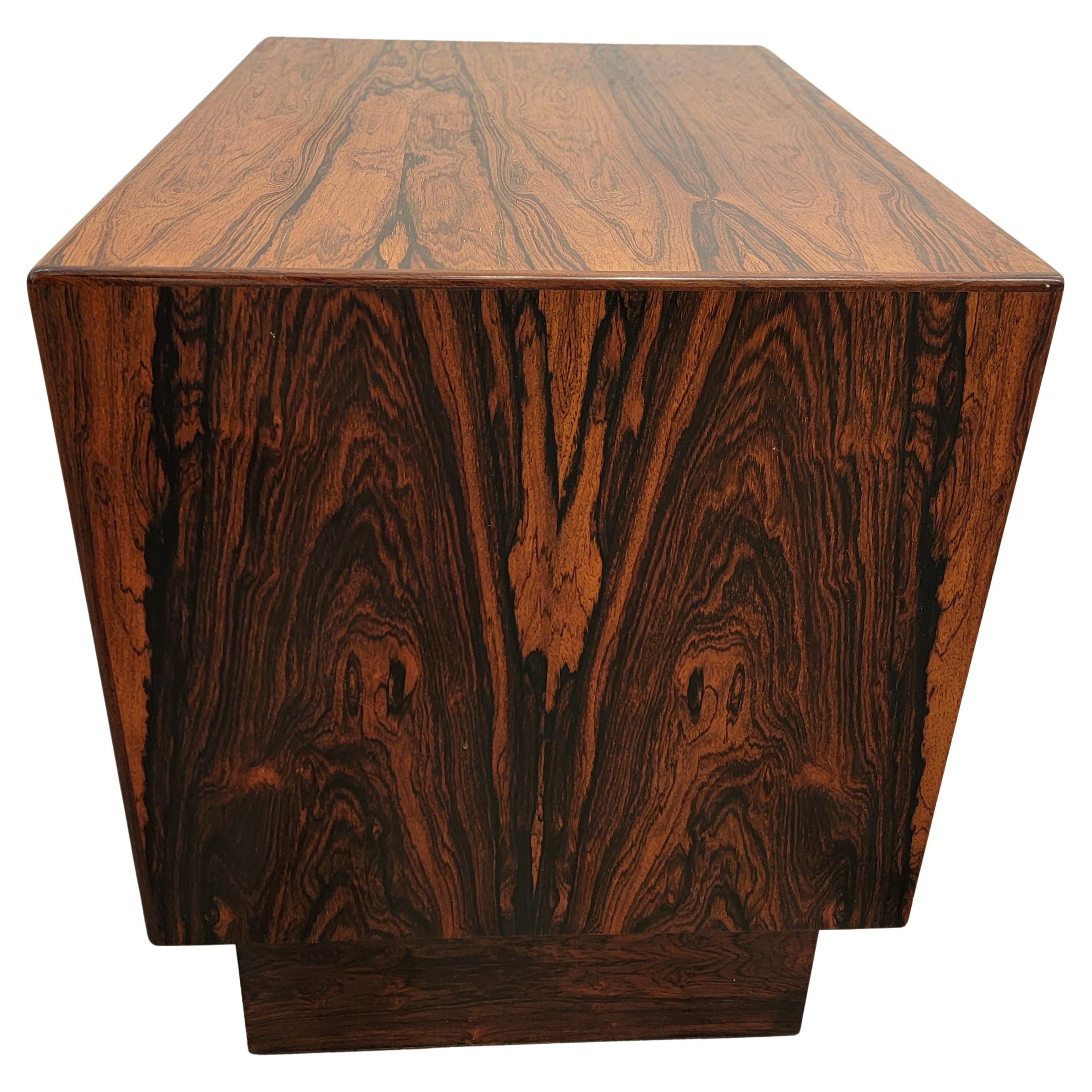 Table de nuit en bois de rose par Westnofa
