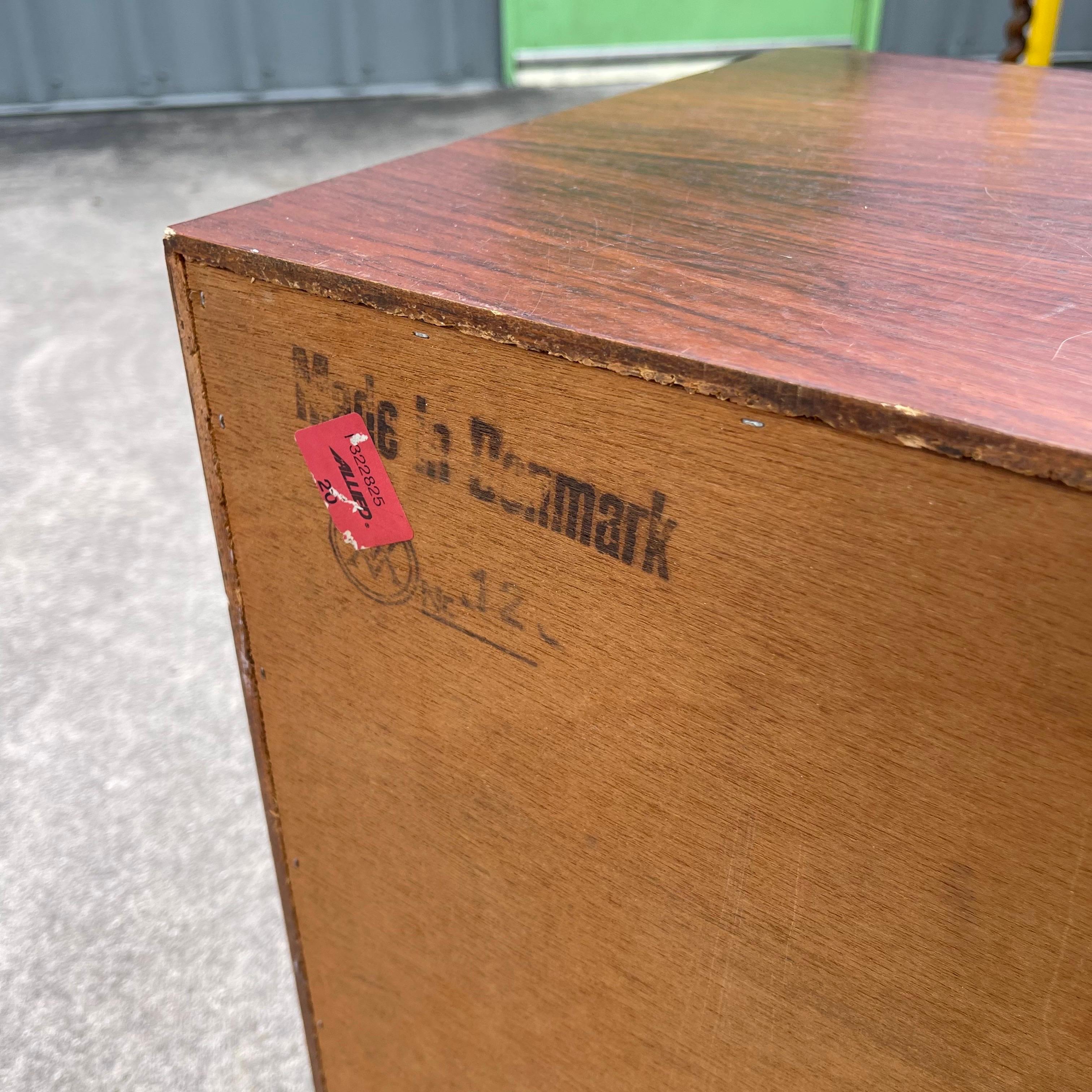 Table de nuit en bois de rose d'Arne Wahl Iverson pour Vinde Mobelfabrik en vente 5