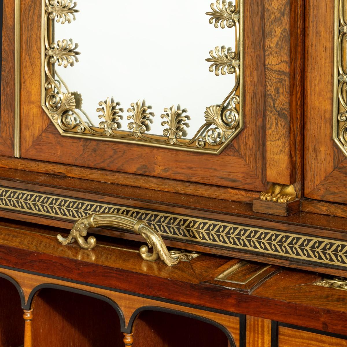 Büroschrank aus Palisanderholz im Regency-Stil mit Knieloch, Seddon und Morel zugeschrieben (Goldbronze) im Angebot