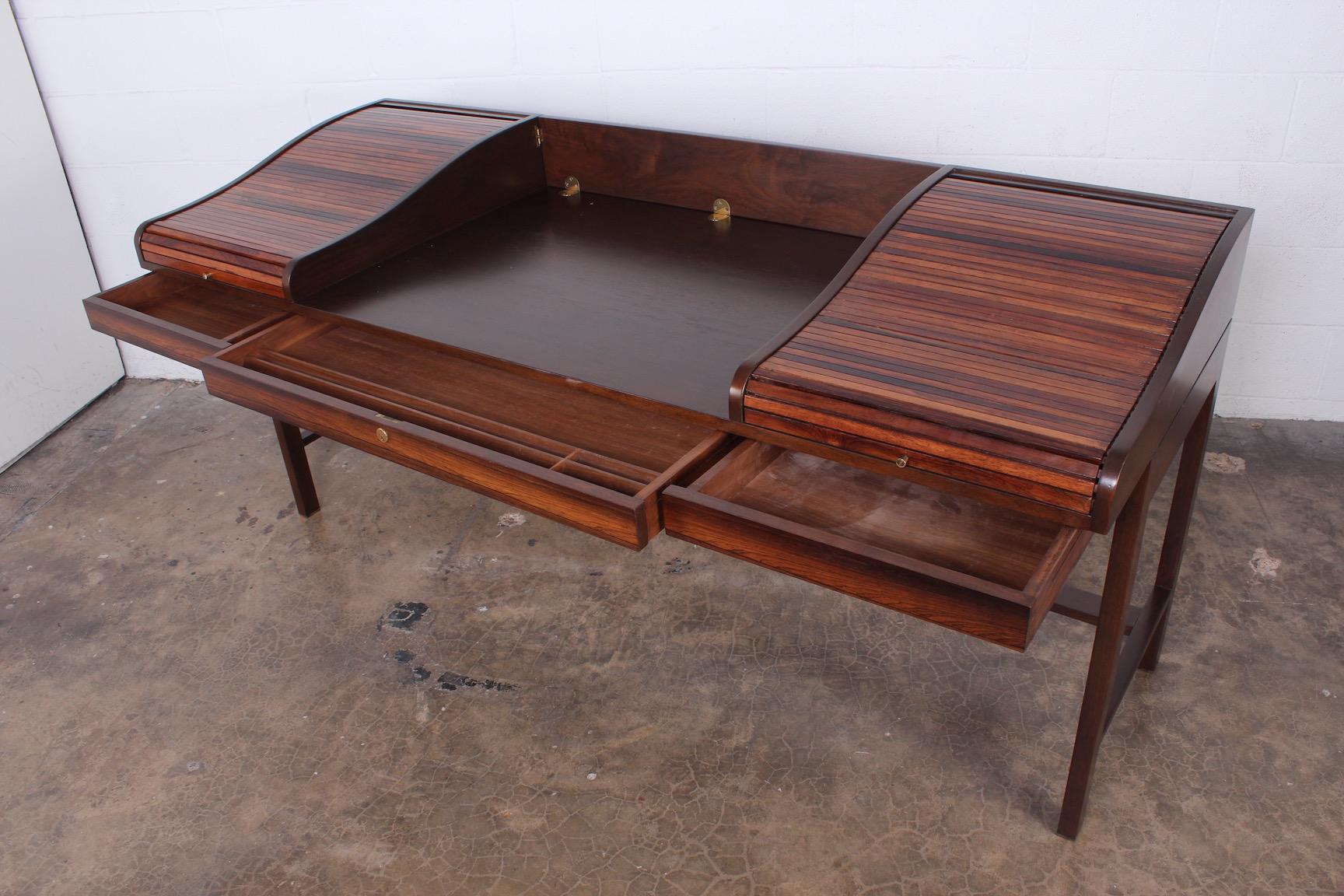 Rosewood Roll Top Desk by Edward Wormley for Dunbar For Sale 5