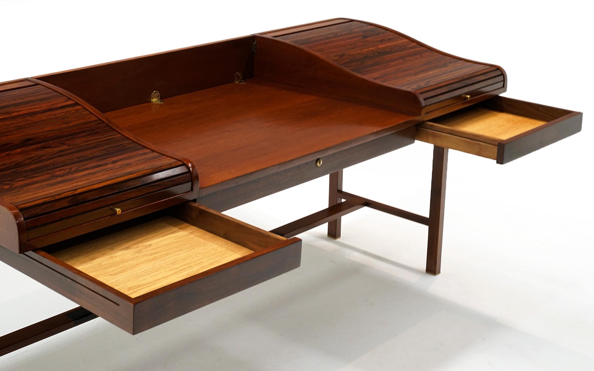 Roll-Top-Schreibtisch aus Rosenholz von Edward Wormley für Dunbar, Modell 452. Alle Original im Angebot 2