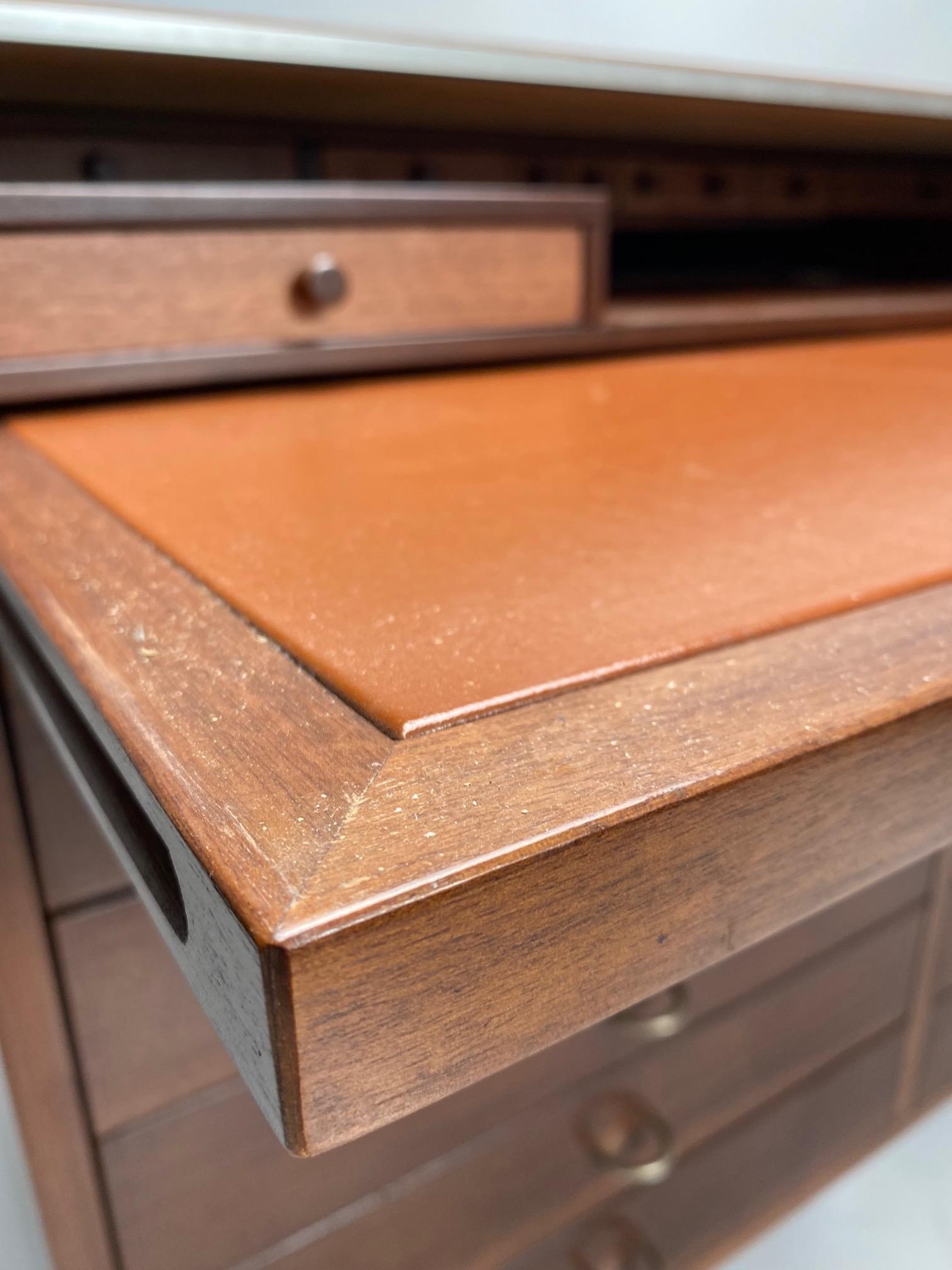 Rosewood Rolltop Desk/Cabinet, Model 804, by Gianfranco Frattini for Bernini For Sale 1