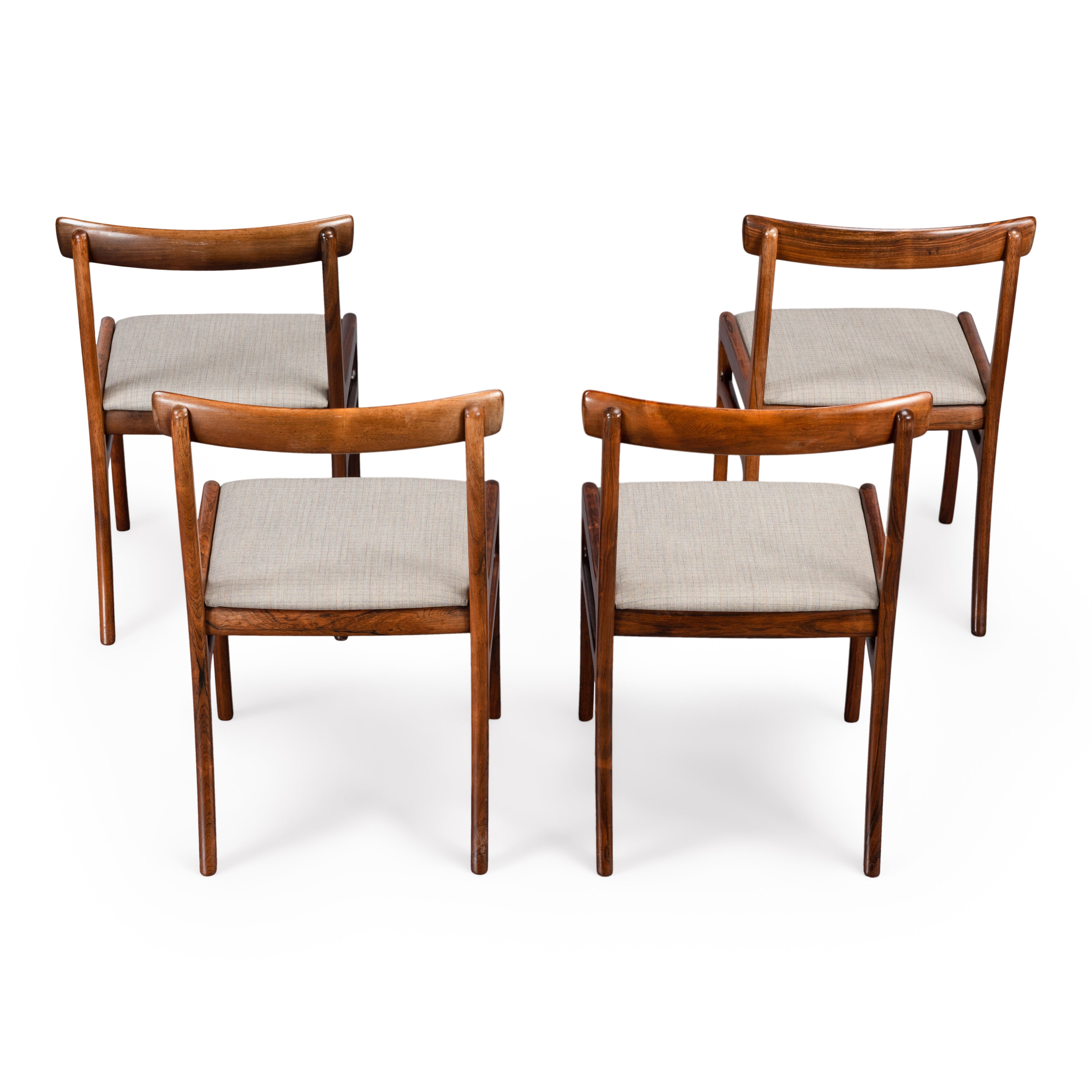 Rosewood Rungstedlund Dining Chairs by Ole Wanscher for PJ Denmark, Set of 4 In Good Condition In Elshout, NL