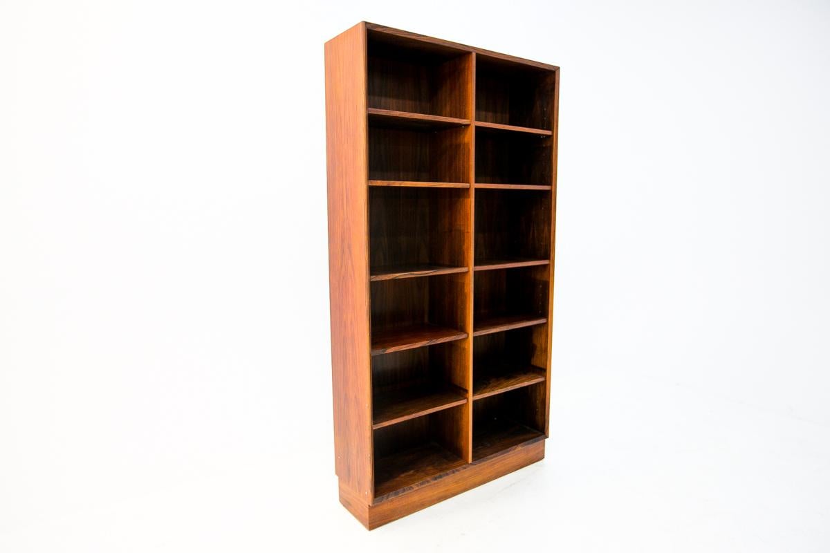 Danish bookcase, standing shelf made of rosewood.
Very good condition.