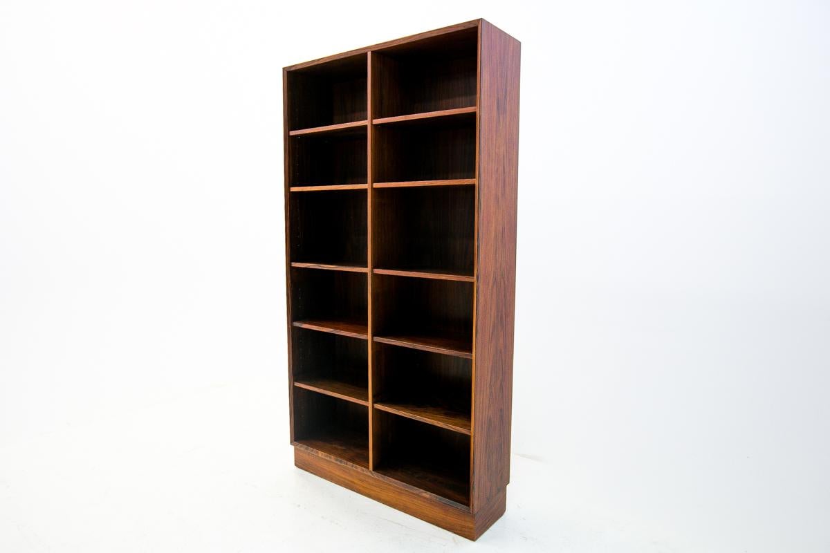 Rosewood Shelf Bookcase In Good Condition In Chorzów, PL