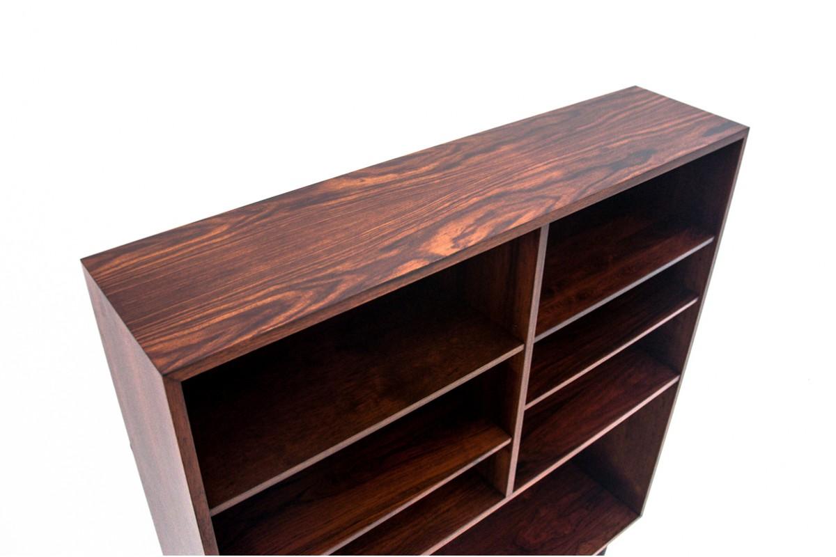 Rosewood shelf designed by Omann Jun, Denmark, 1960s. After renovation. For Sale 1