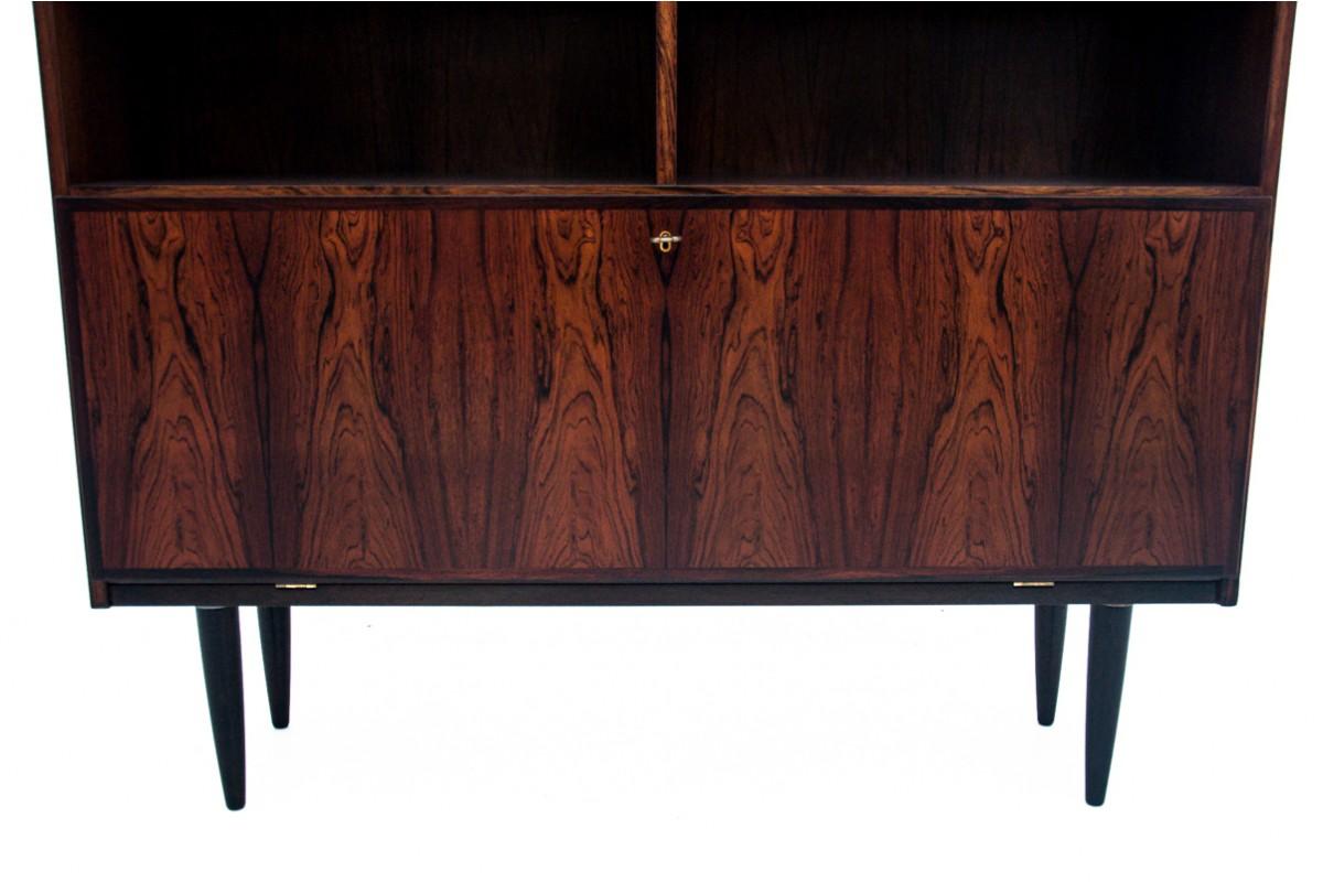 Rosewood shelf designed by Omann Jun, Denmark, 1960s. After renovation. For Sale 3