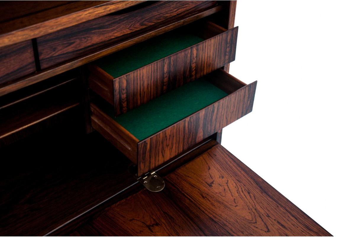 Rosewood shelf designed by Omann Jun, Denmark, 1960s. For Sale 1