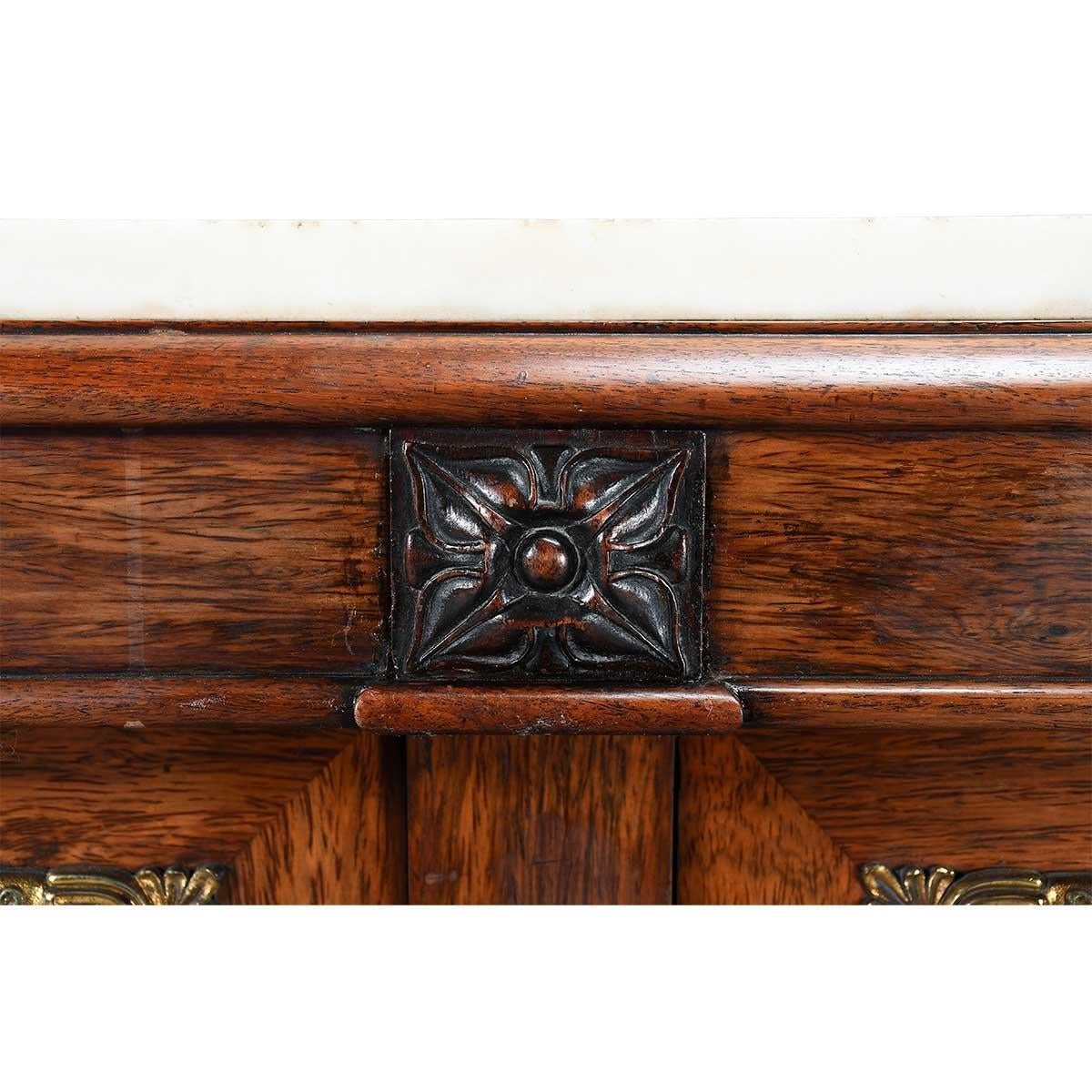 William IV Meuble d'appoint en bois de rose avec plateau en marbre en vente