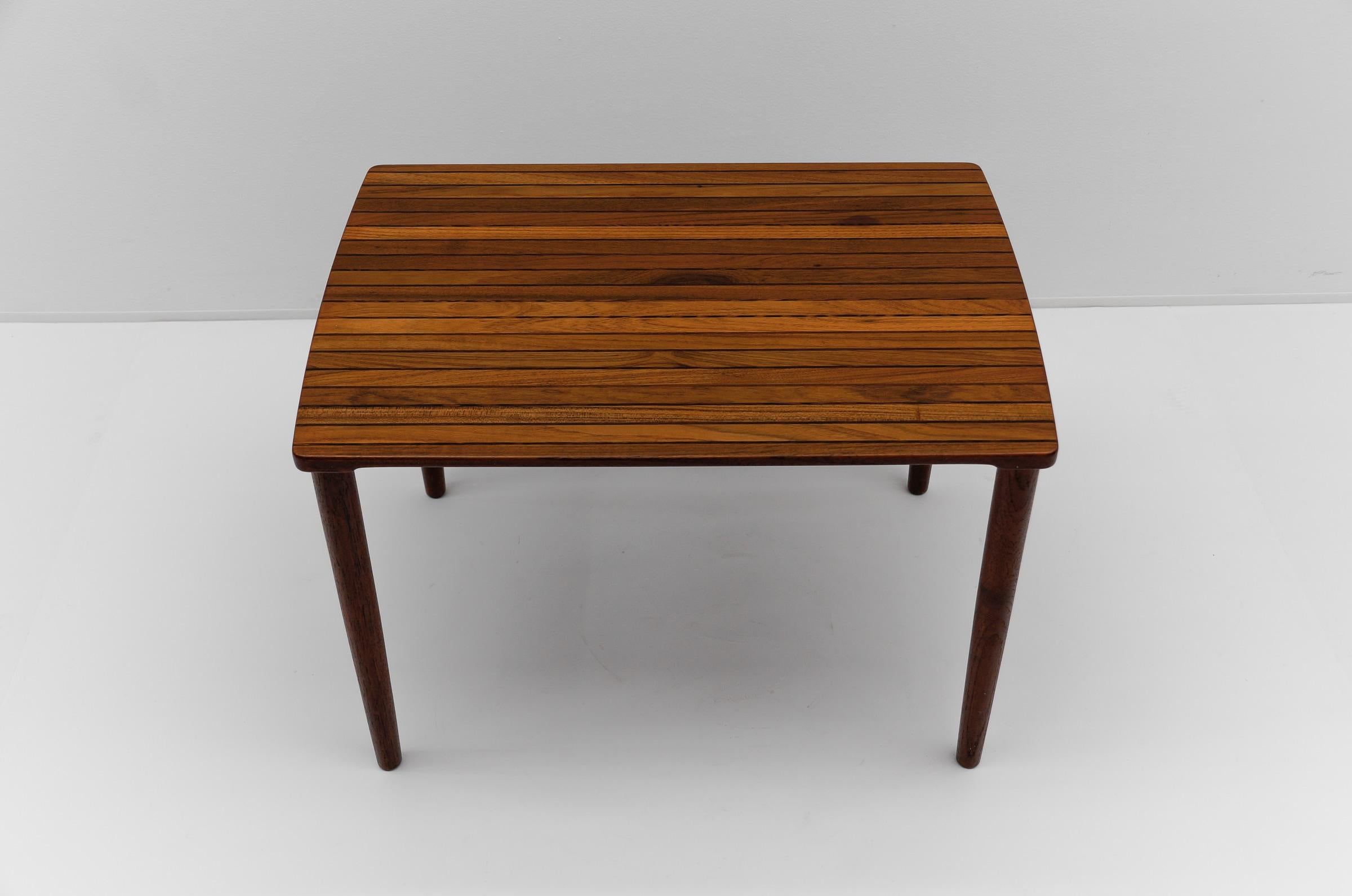 Beistelltisch aus Palisanderholz von France & Daverkosen, Dänemark, 1960er Jahre (Mitte des 20. Jahrhunderts) im Angebot