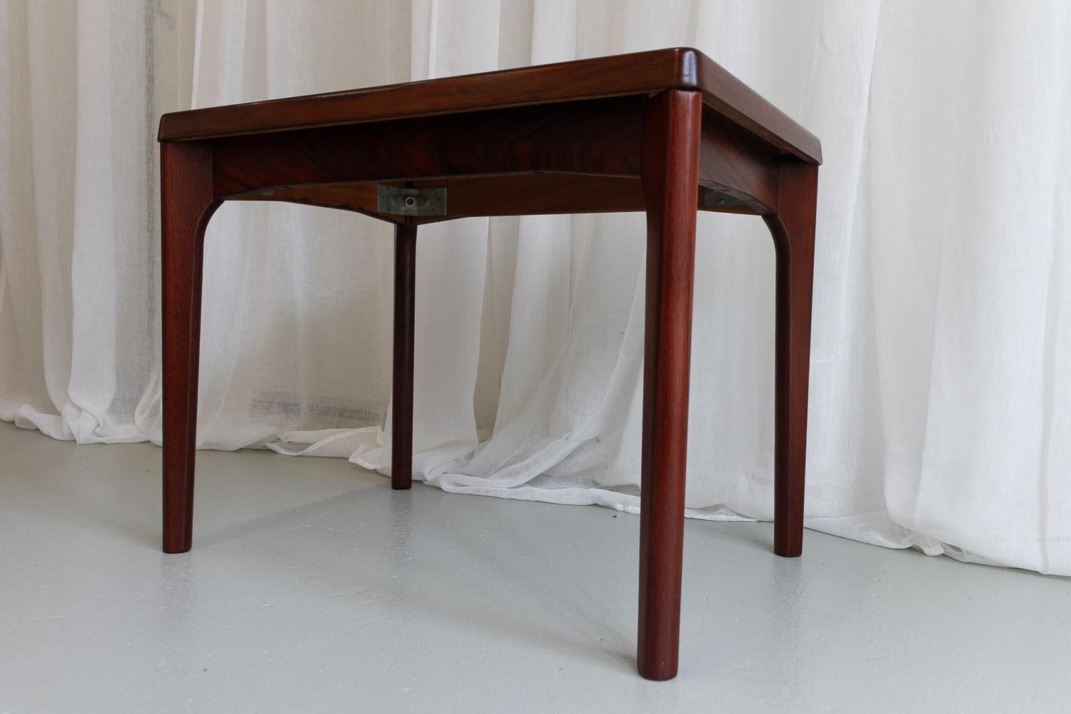 Beistelltisch aus Palisanderholz von Henning Kjærnulf für Vejle Stole & Møbelfabrik, 1960er Jahre. im Angebot 6