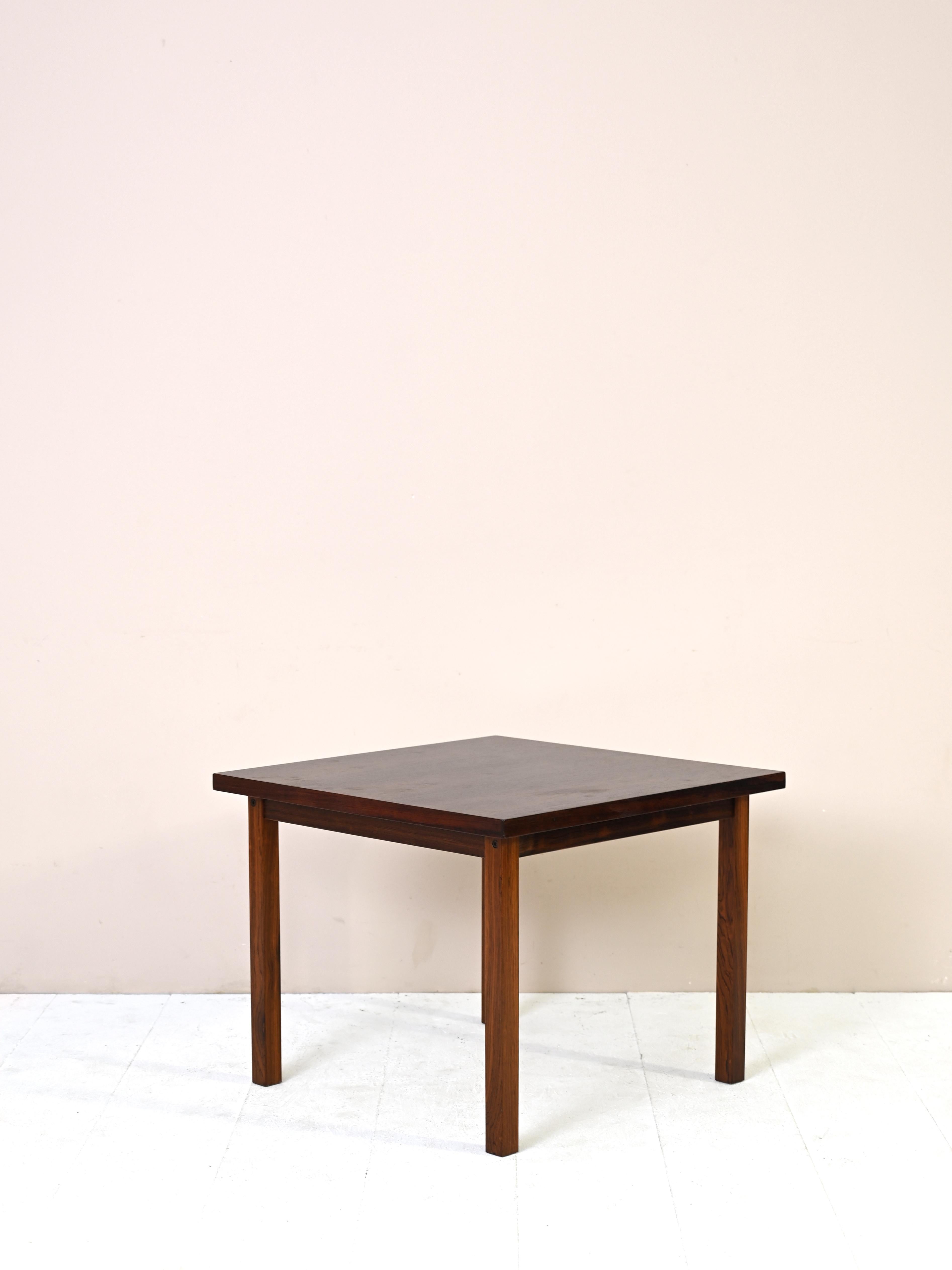 Rosewood Side Table In Good Condition For Sale In Brescia, IT