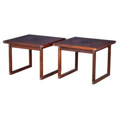 Tavolini moderni del Medioevo