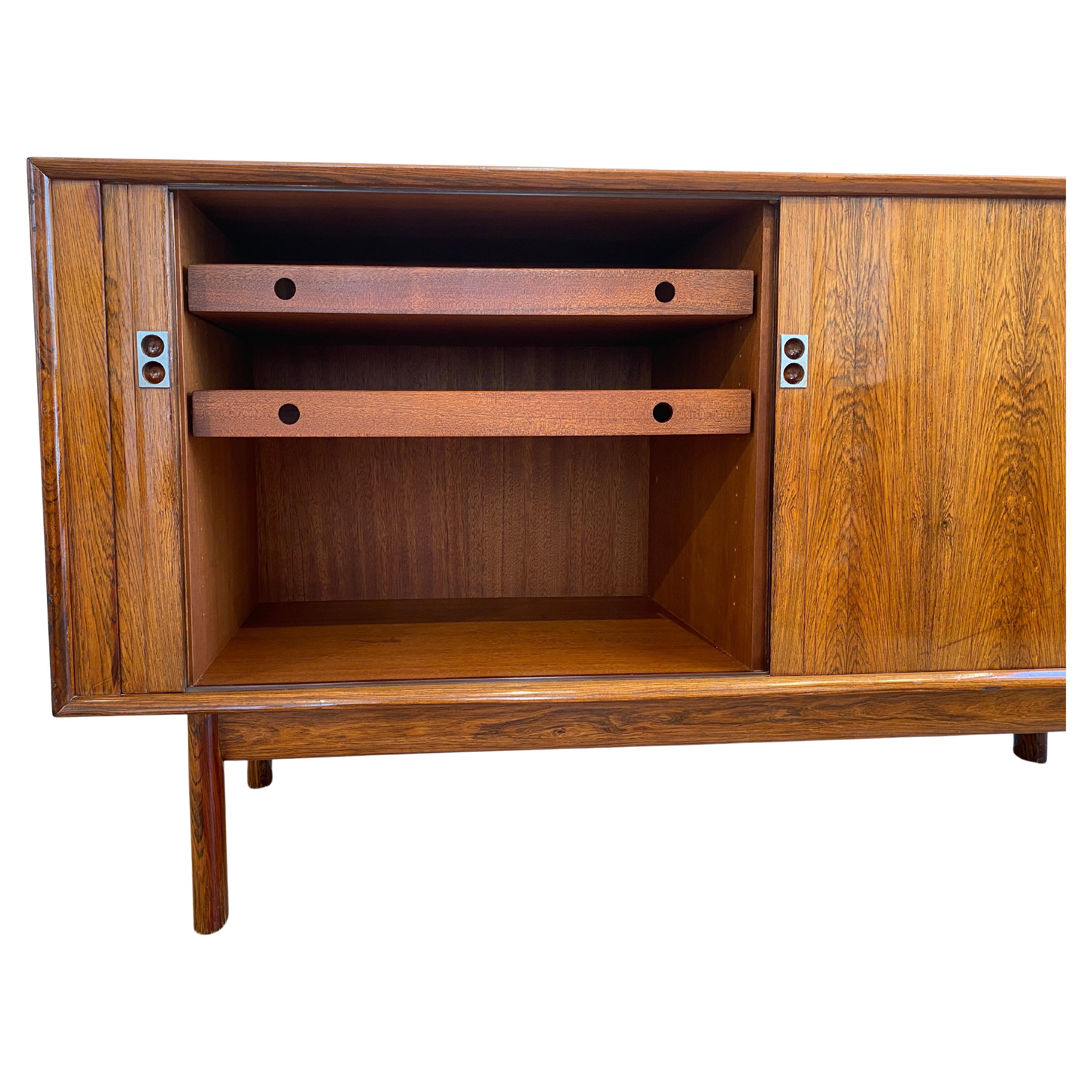 Falegnameria Credenza in palissandro di Arne Vodder per Sibast in vendita