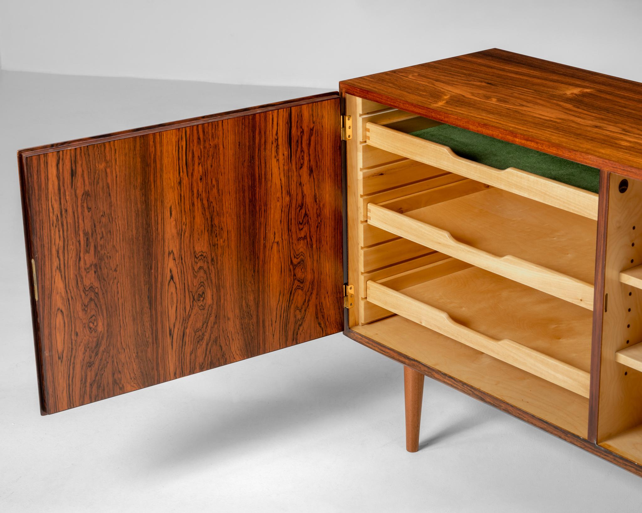 Rosewood Sideboard by Carlo Jensen for Hundevad & Co., 1960s For Sale 1