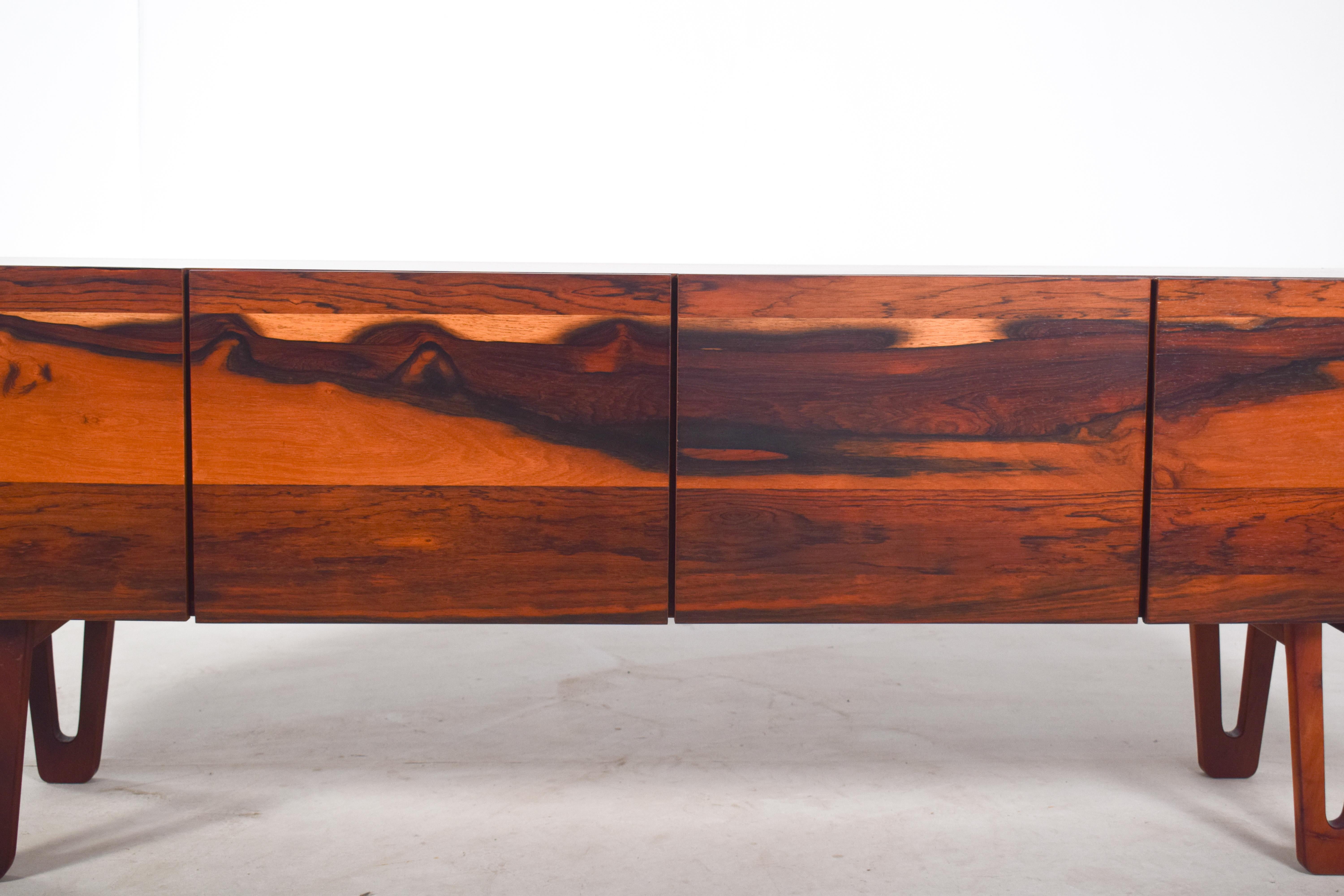 Aparador de palisandro by Dustwood Serie 7 en venta 4