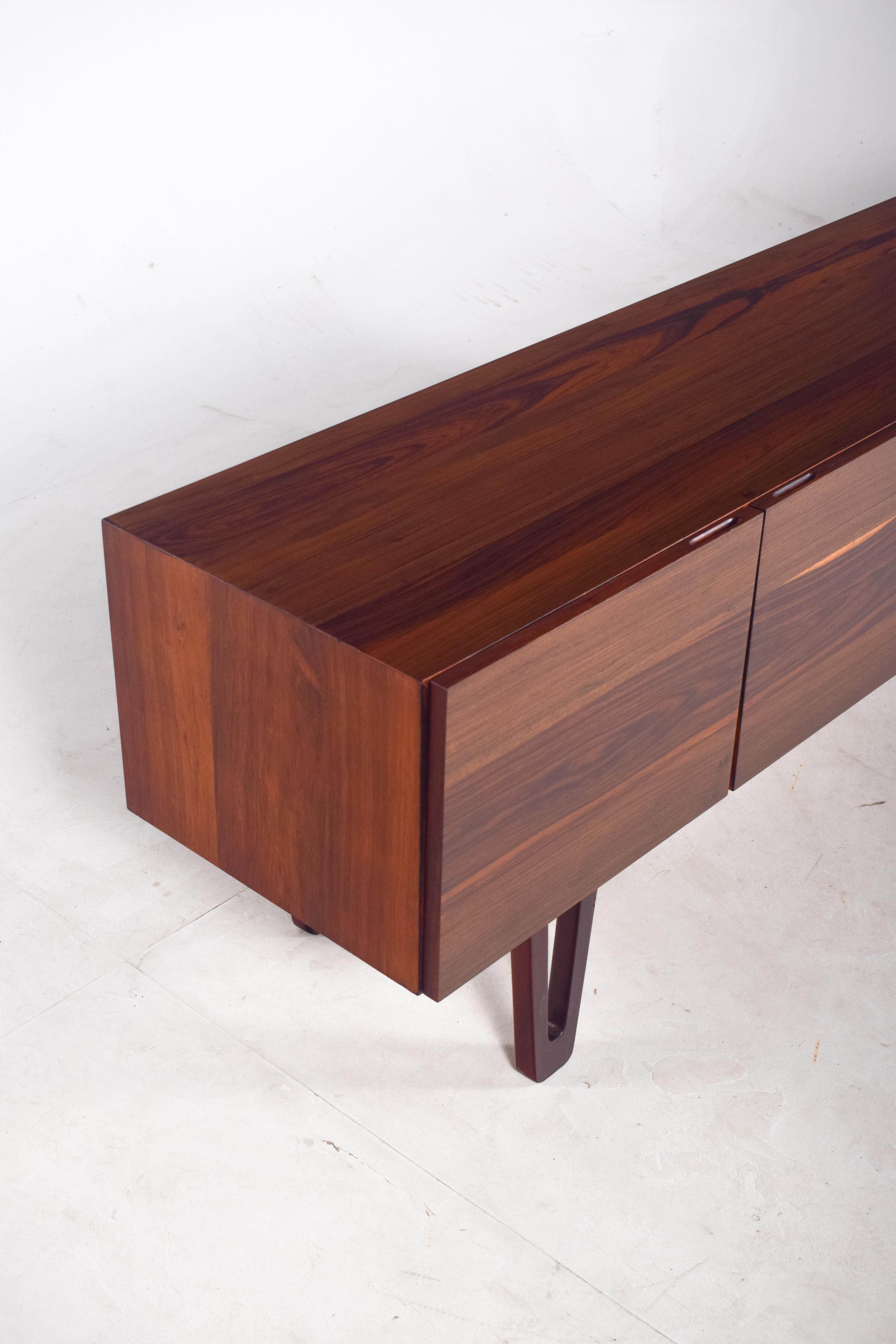 XXIe siècle et contemporain Buffet en bois de rose de Dustwood 7 série en vente