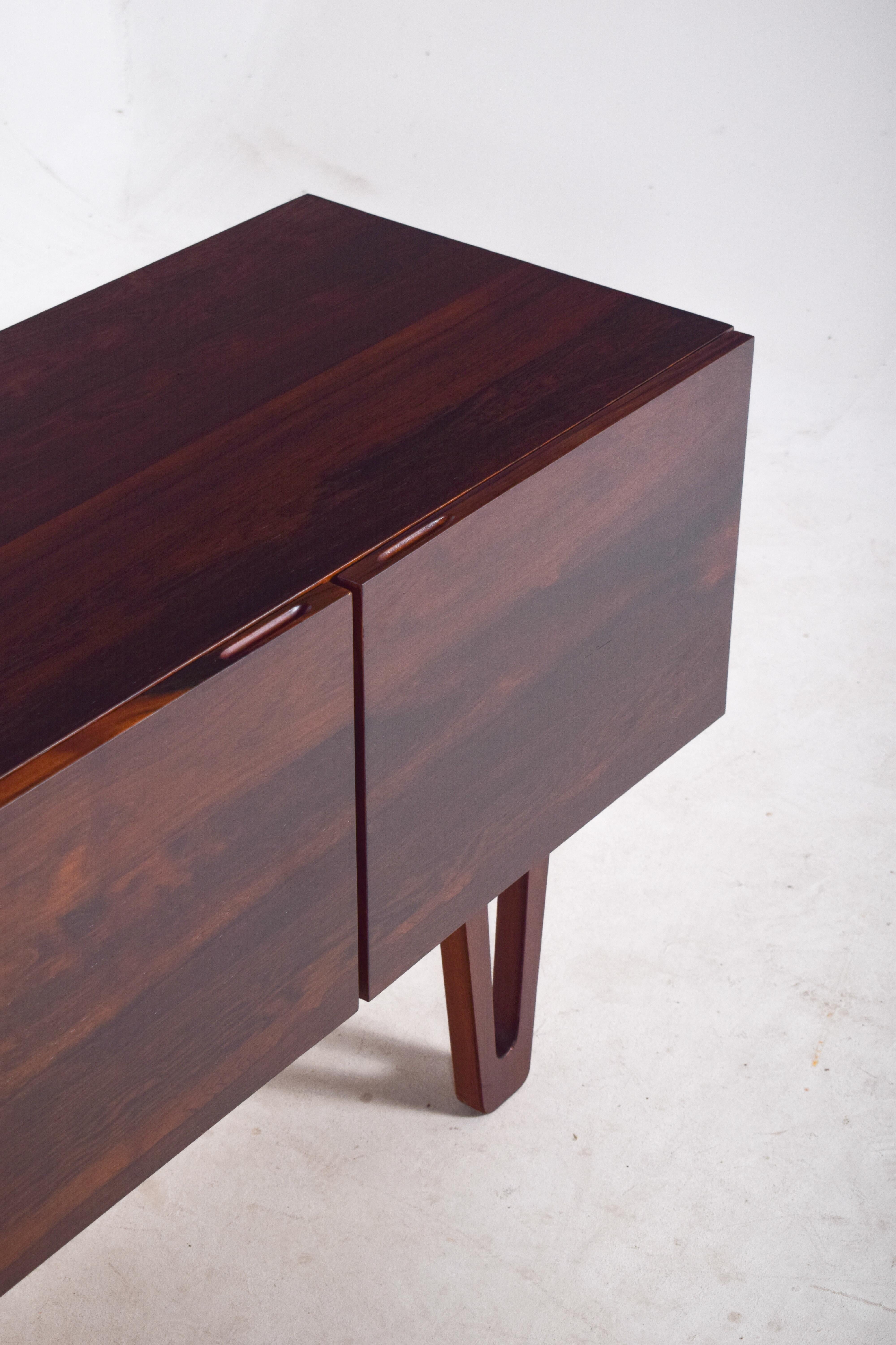 XXIe siècle et contemporain Buffet en bois de rose de Dustwood 7 série en vente