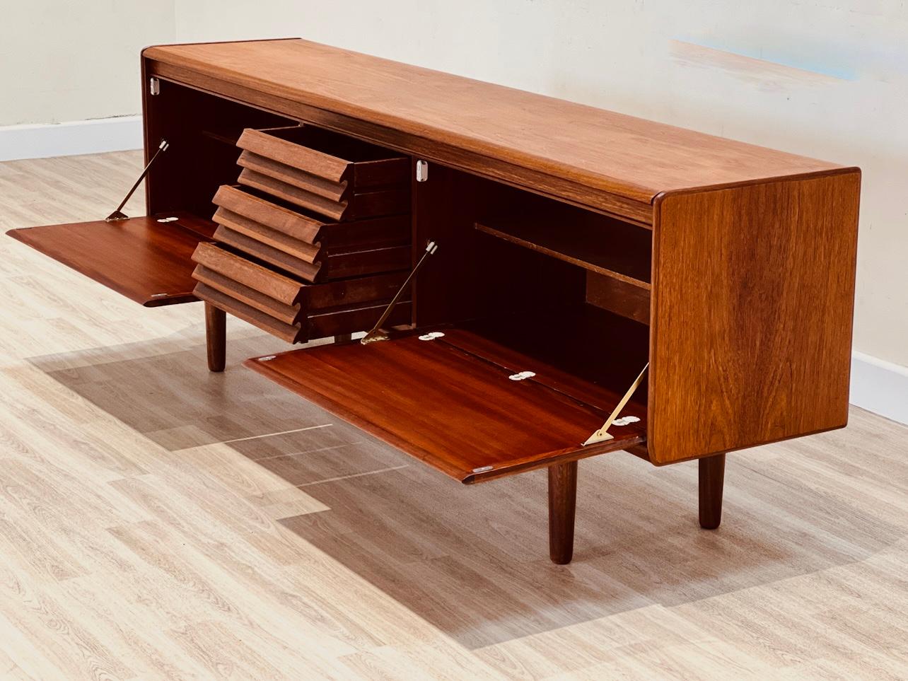 white and newton furniture