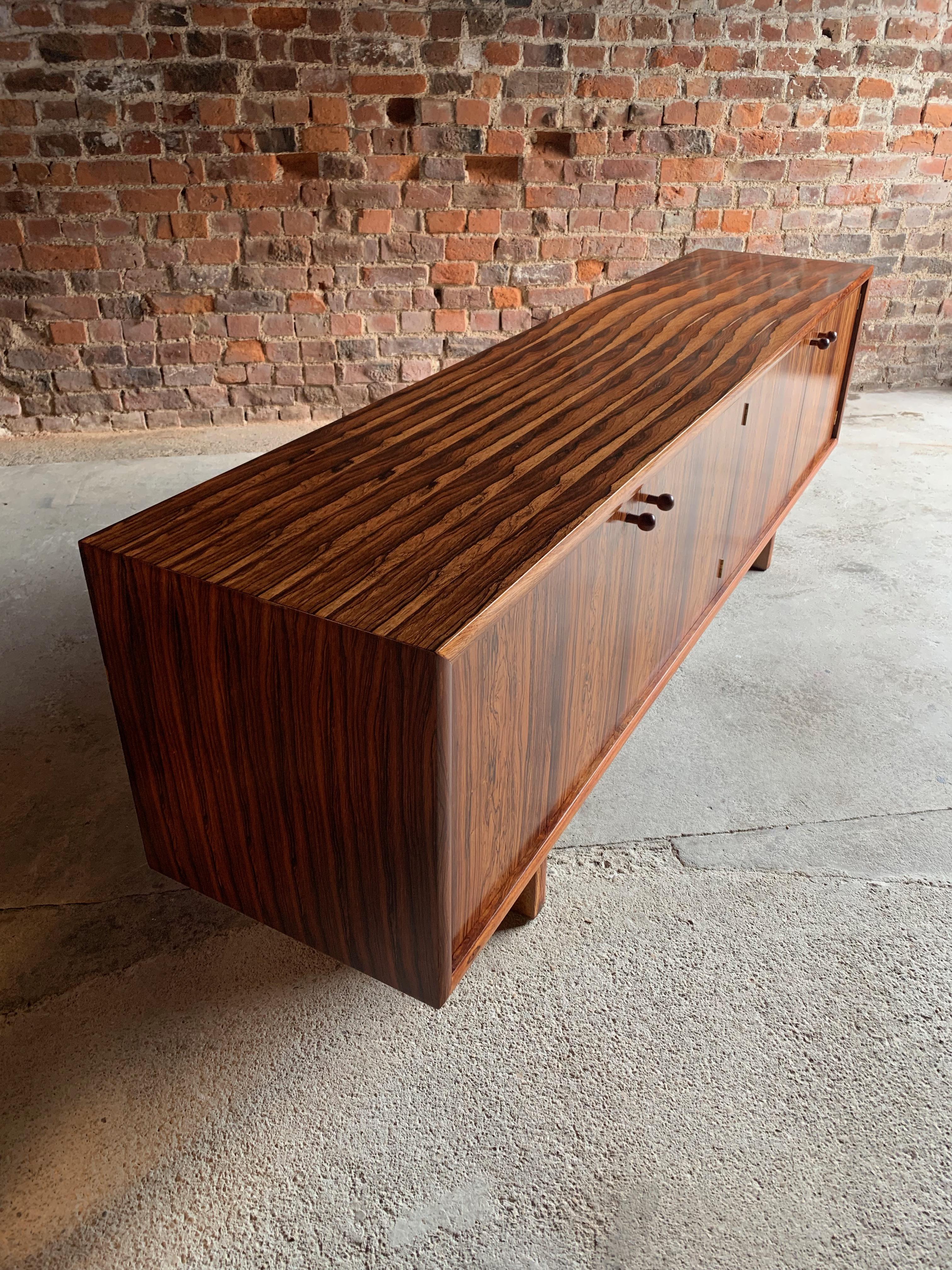 Rosewood Sideboard or Buffet Gordon Russell Martin Hall Marlow Range, 1970 In Excellent Condition In Longdon, Tewkesbury