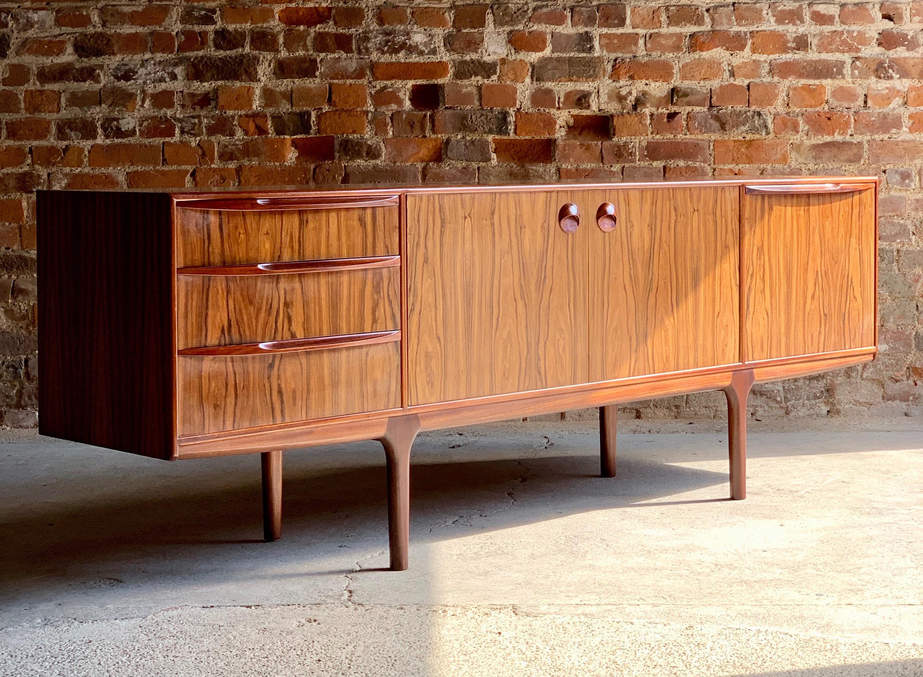 Rosewood Sideboard Credenza Tom Robertson for A.H McIntosh, circa 1960s 3