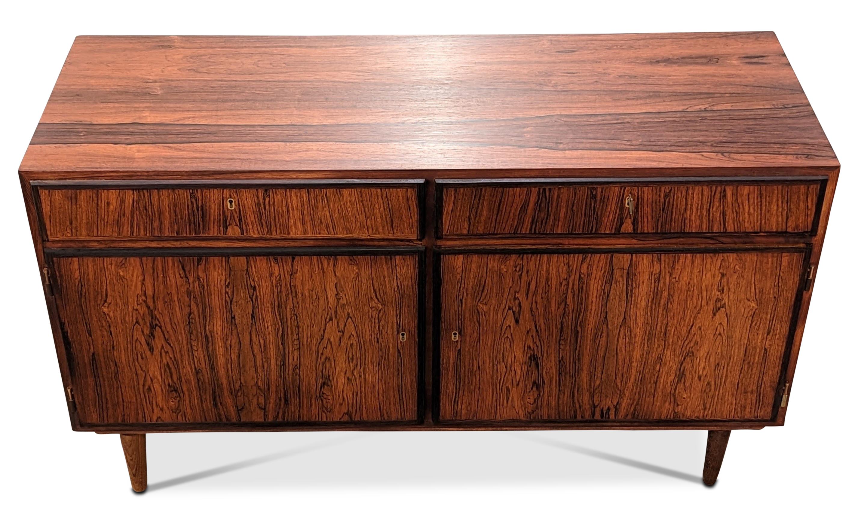 Mid-20th Century Rosewood Sideboard / Media Unit, Vintage Danish Mid-Century 122251