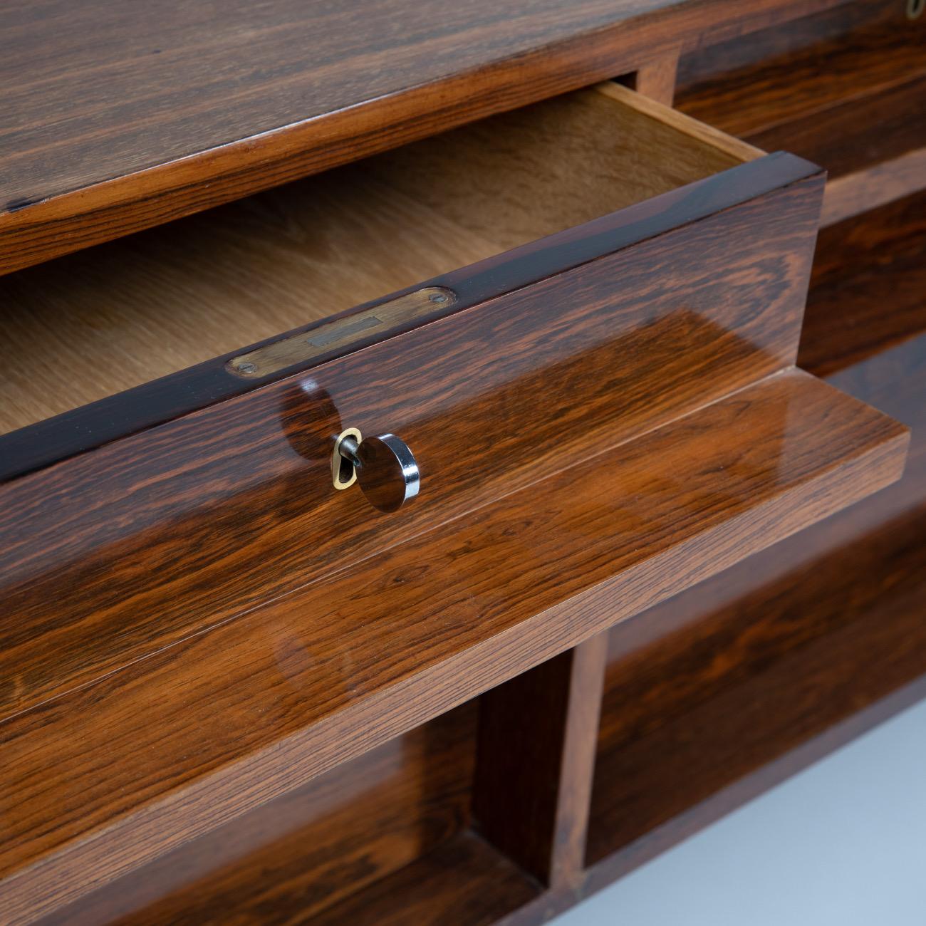 Sideboard aus Palisanderholz auf verchromten Füßen, Bodil Kjaer, E. Pedersen & Sons 'Denmark' 1