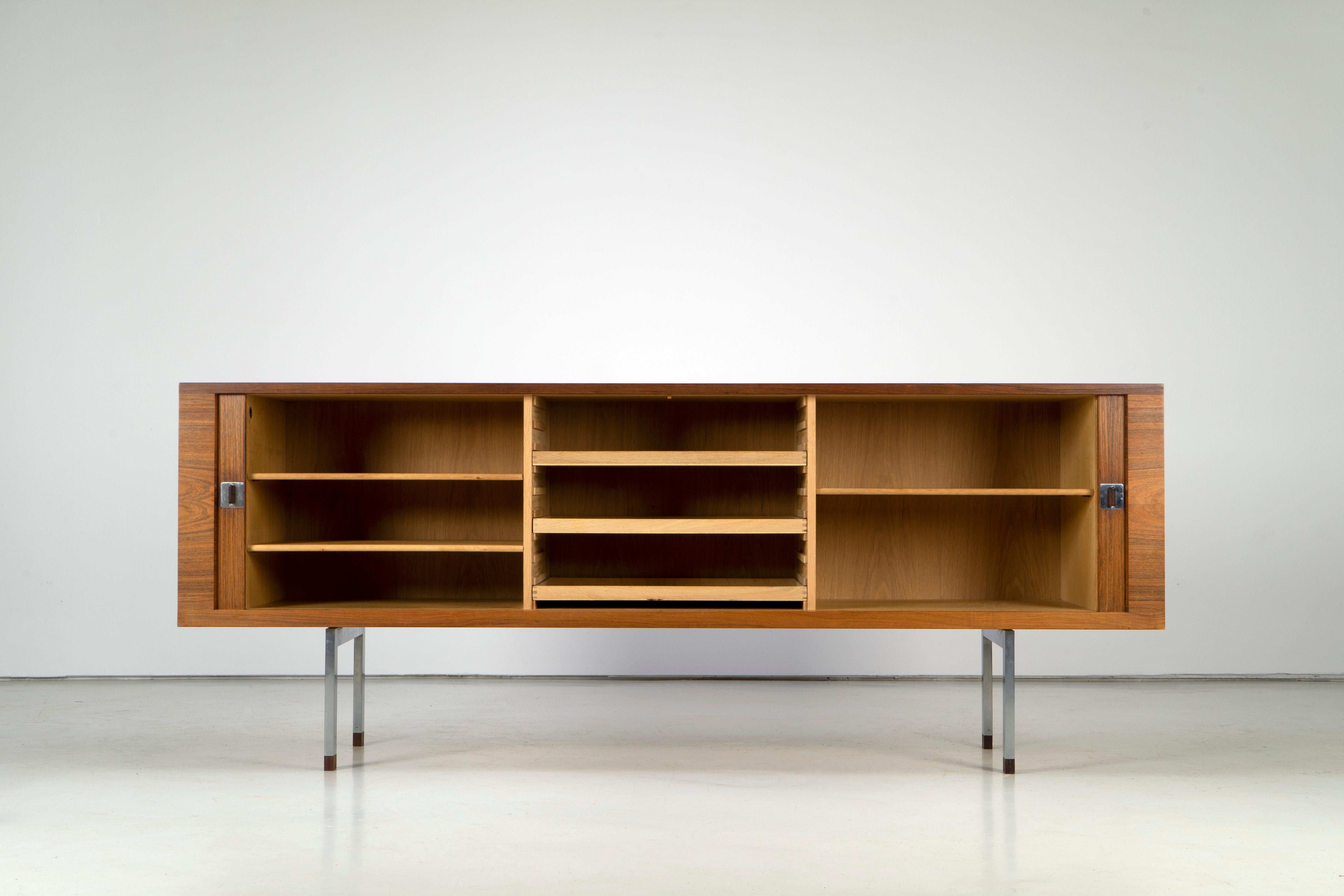 Rosewood Sideboard RY-25 by Hans Wegner for Ry-Møbler, 1960s 7