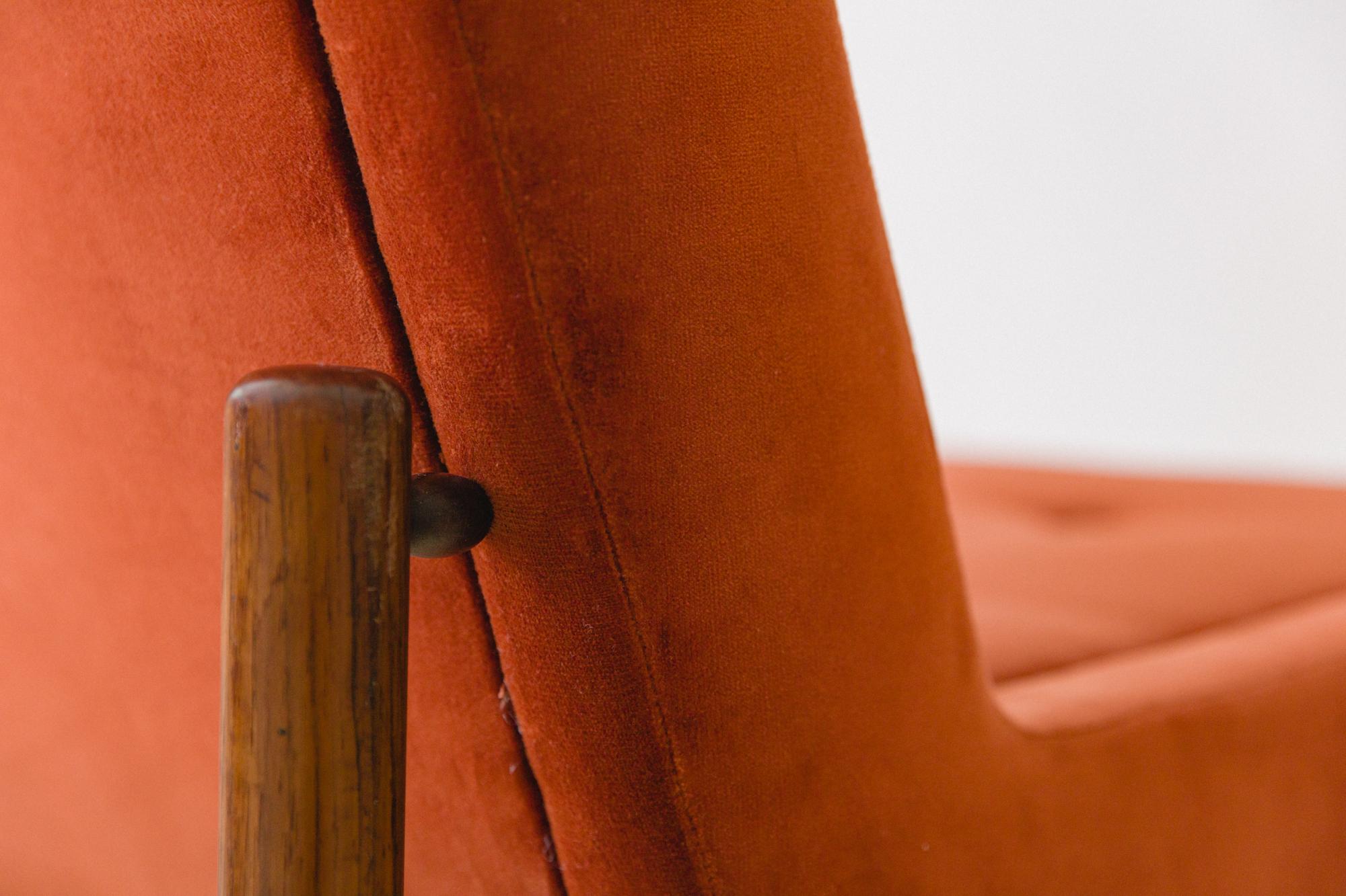 Mid-20th Century Rosewood Sofa by Móveis Cantù, 1960s, Brazilian Midcentury For Sale
