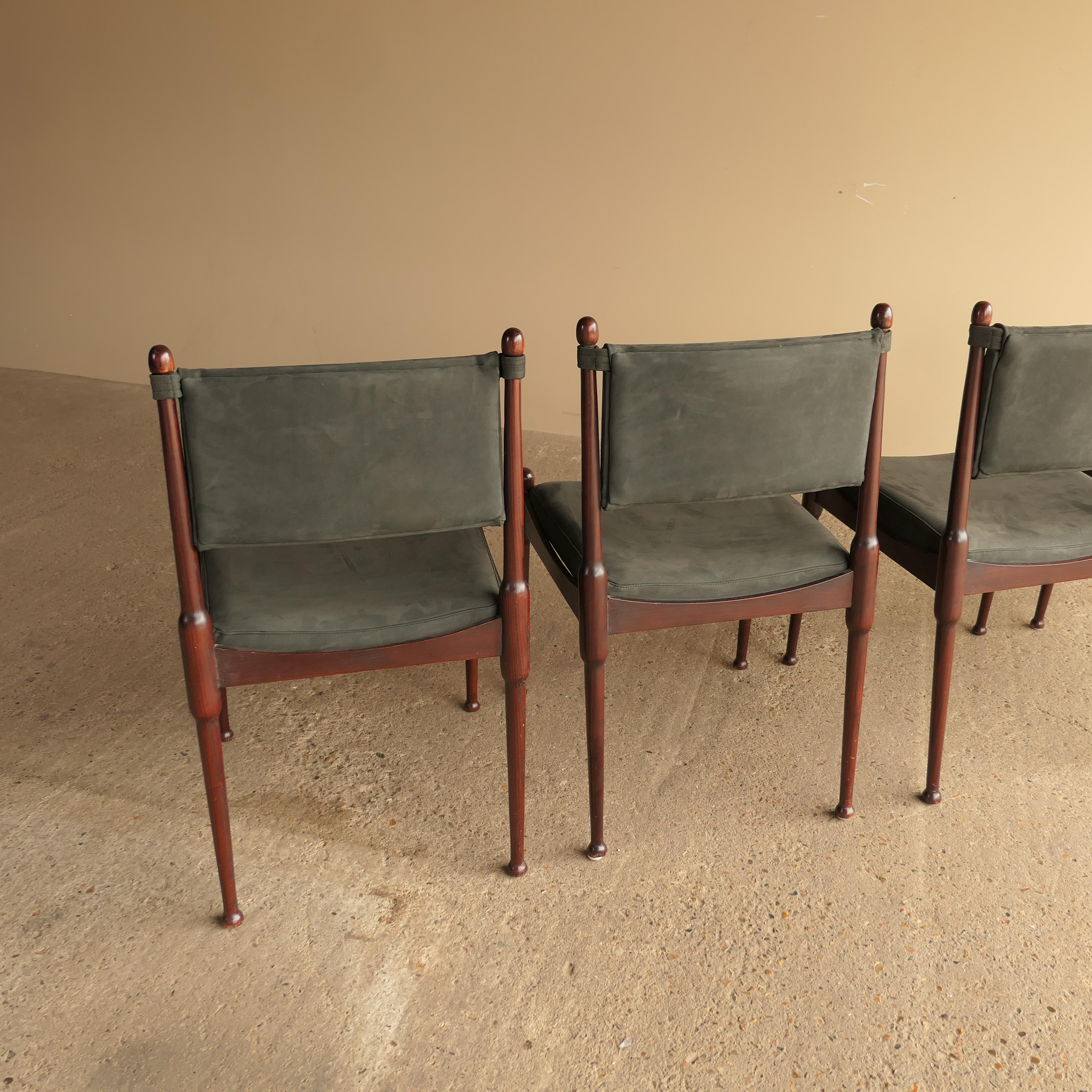 Esszimmerstühle aus Palisander-Wildleder (20. Jahrhundert) im Angebot